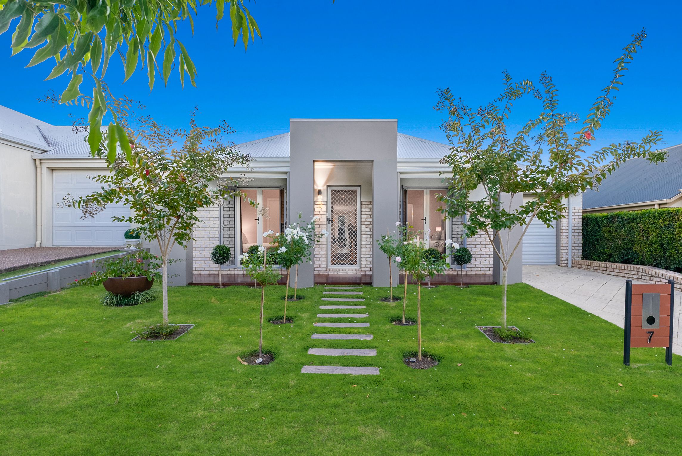 7 Douglas Circuit, North Lakes, QLD 4509