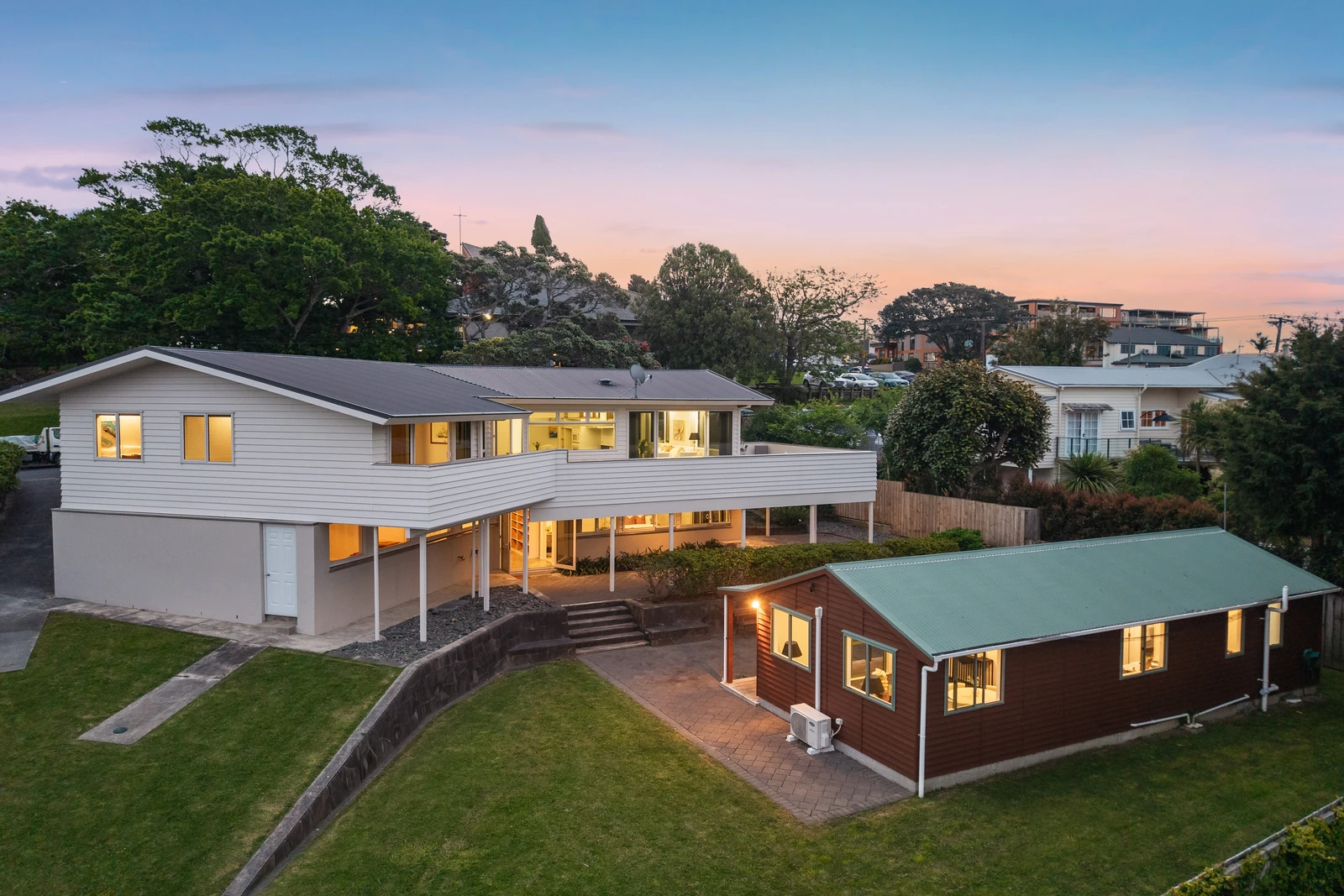 2 The Glebe, Cockle Bay, Manukau City