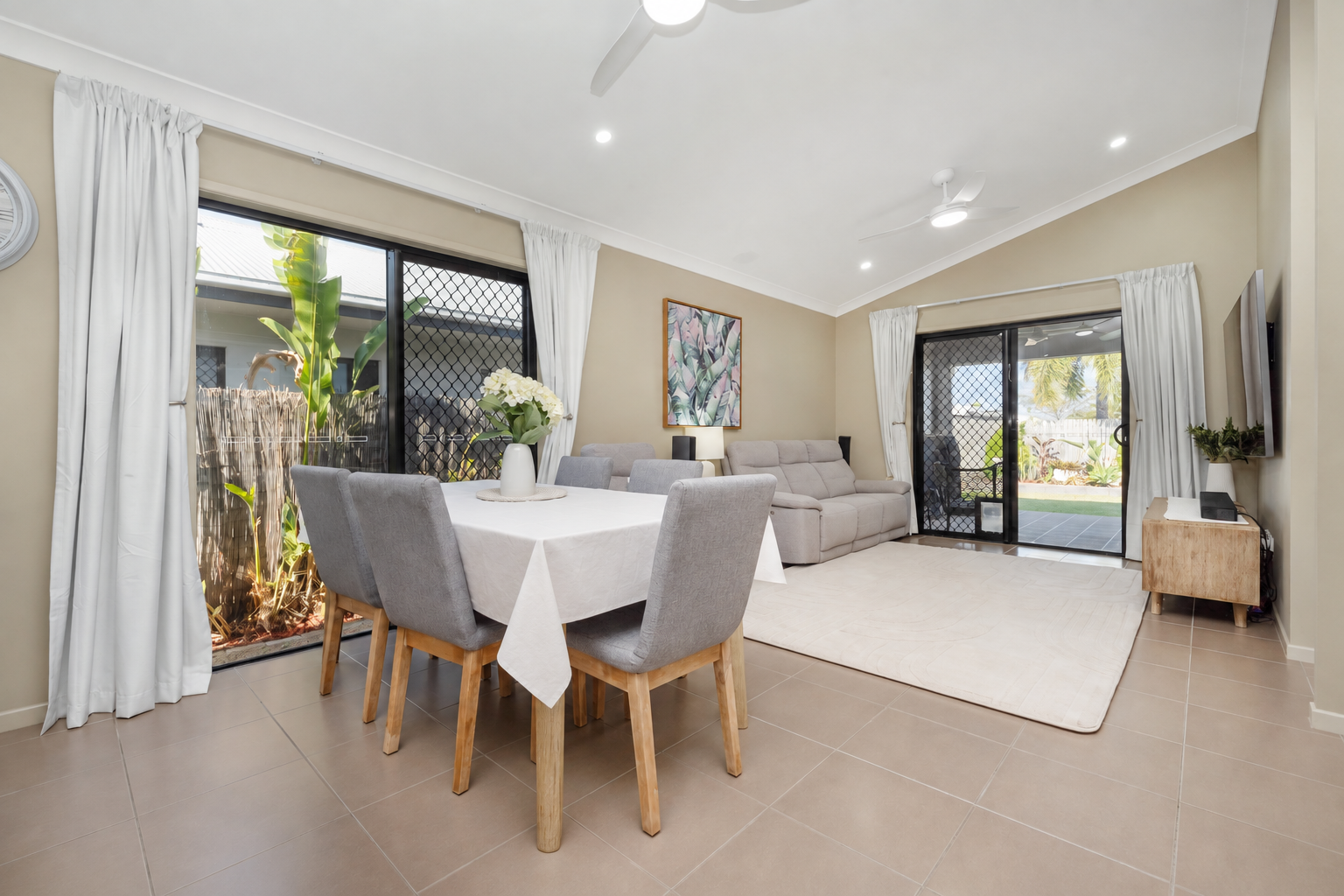 12 Milkwood Crescent — photo 5 of 11