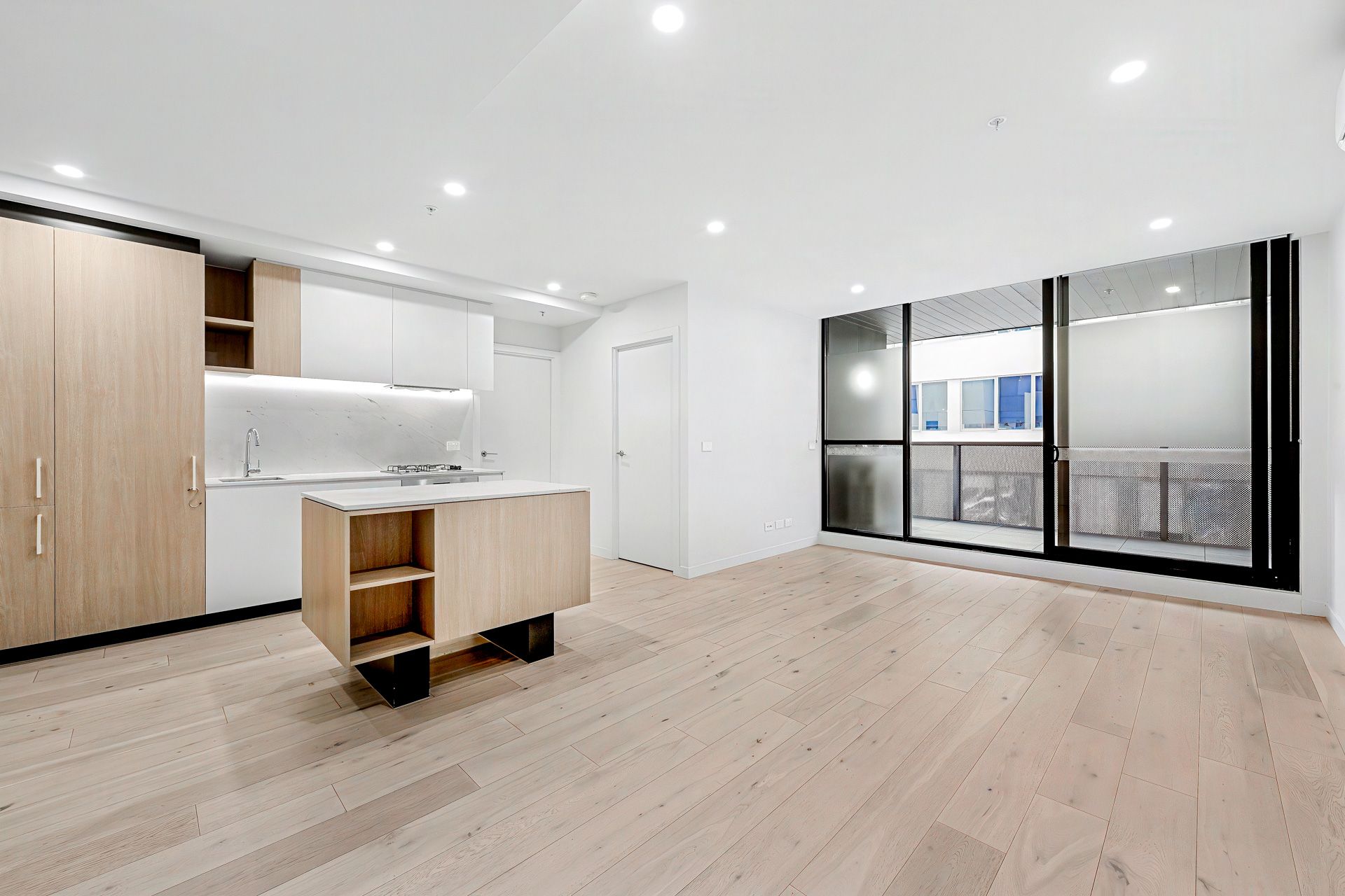 301/999 Whitehorse Road, Box Hill, VIC 3128