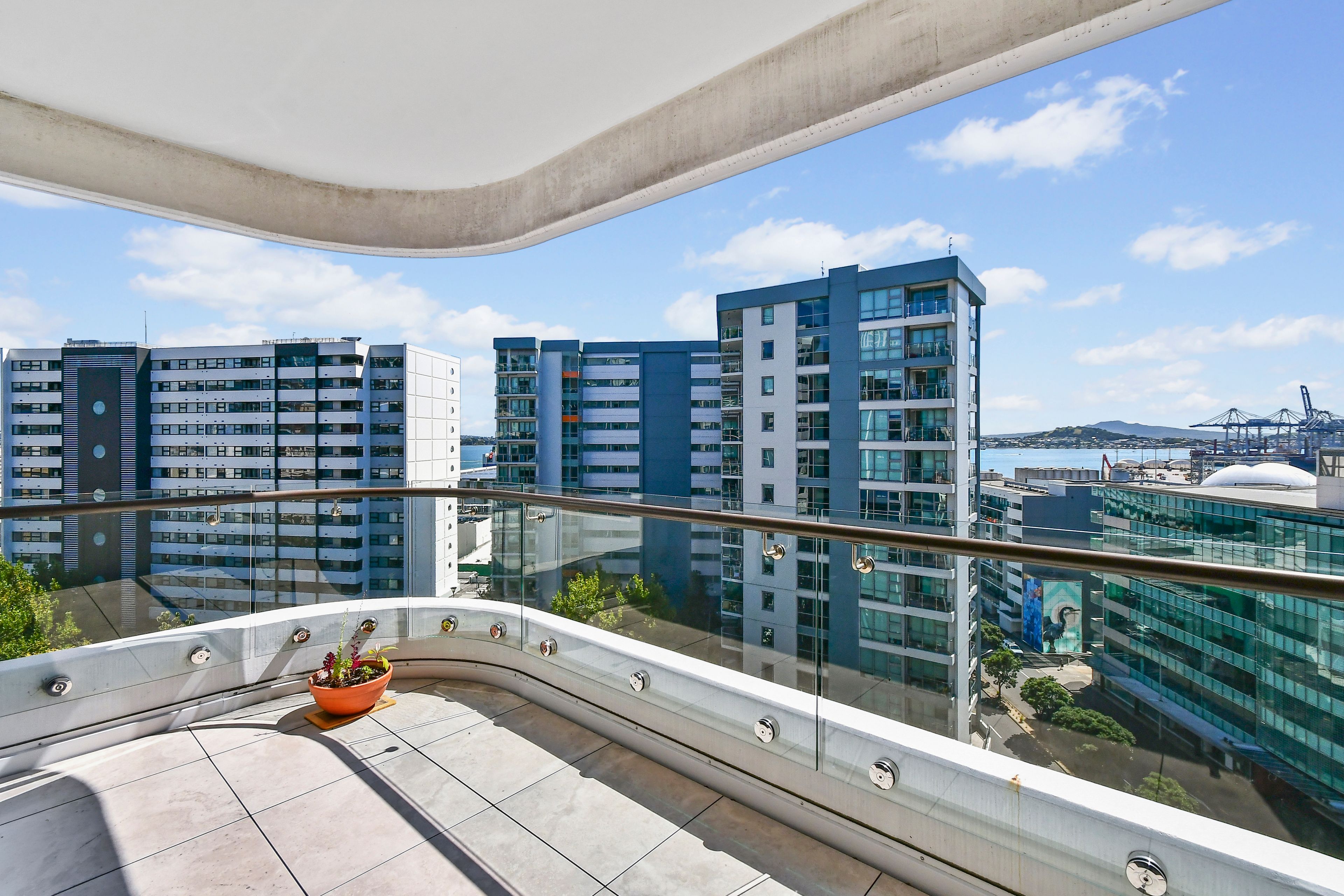 1019/41 Beach Road, Auckland Central, Auckland City
