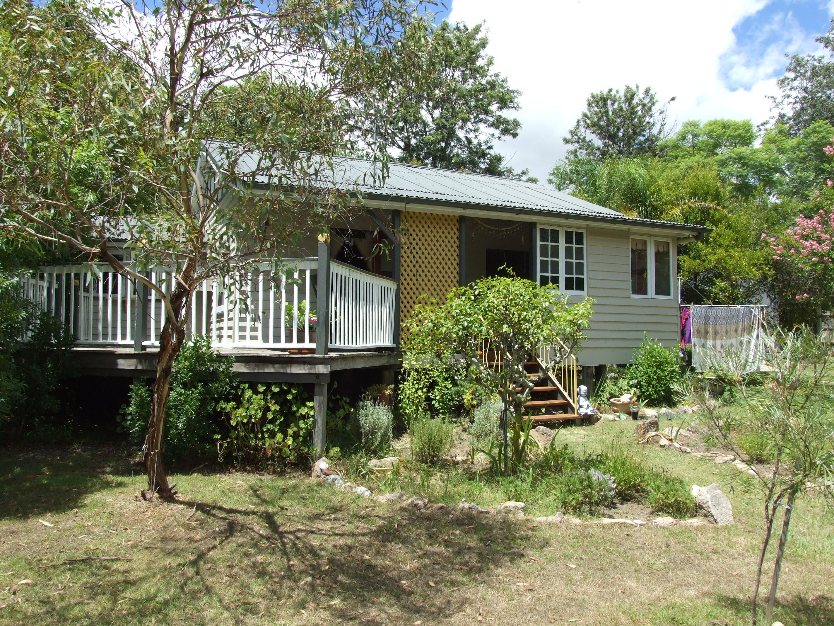 11 Jones Street, Crows Nest QLD 4355