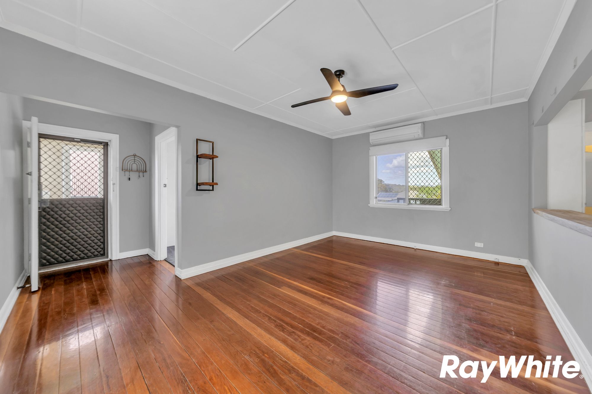 207 Blackstone Road — photo 5 of 23
