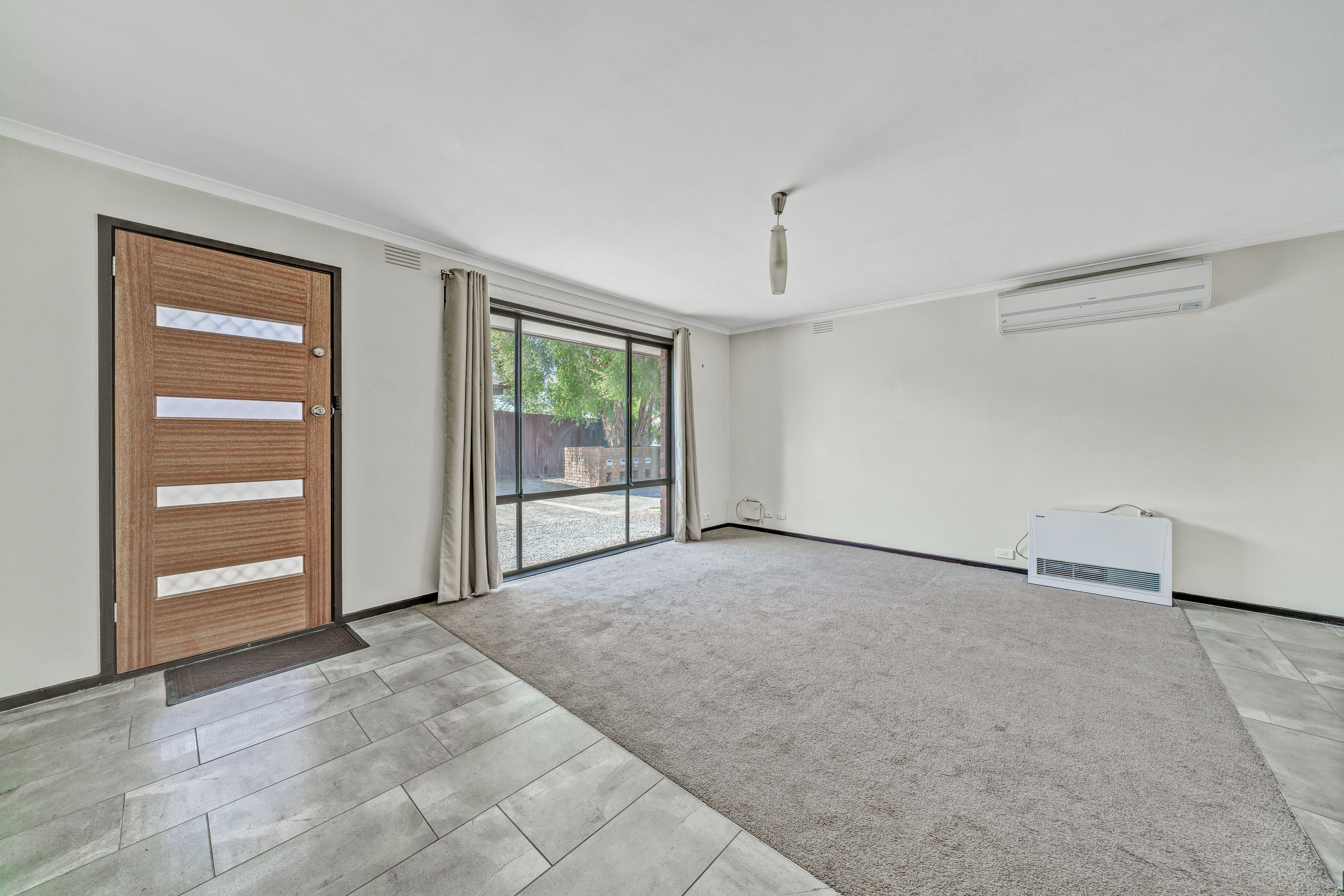 1/17 Duff Street, Cranbourne West, VIC 3977