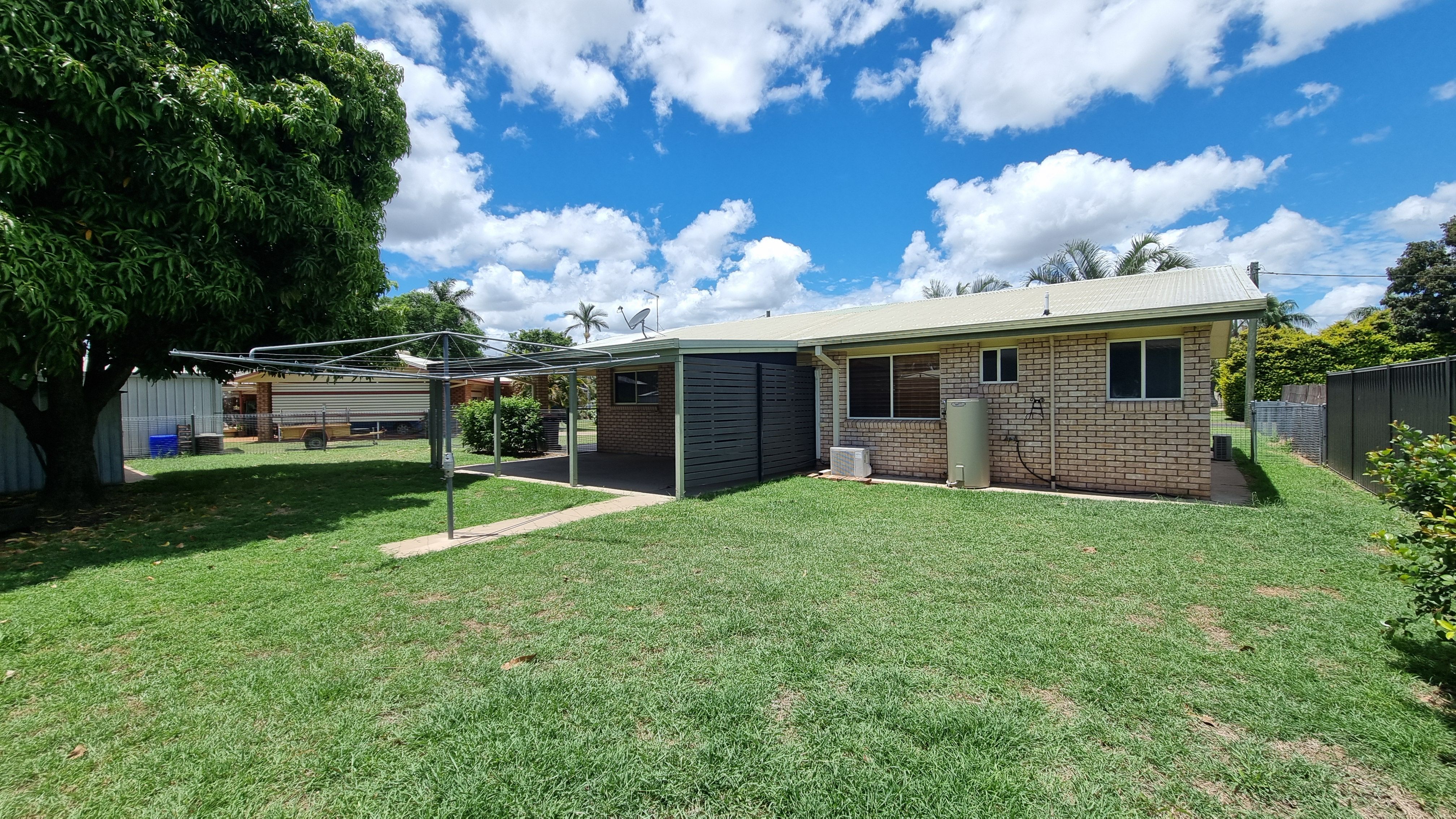 2 Barbara Court, Emerald, QLD 4720