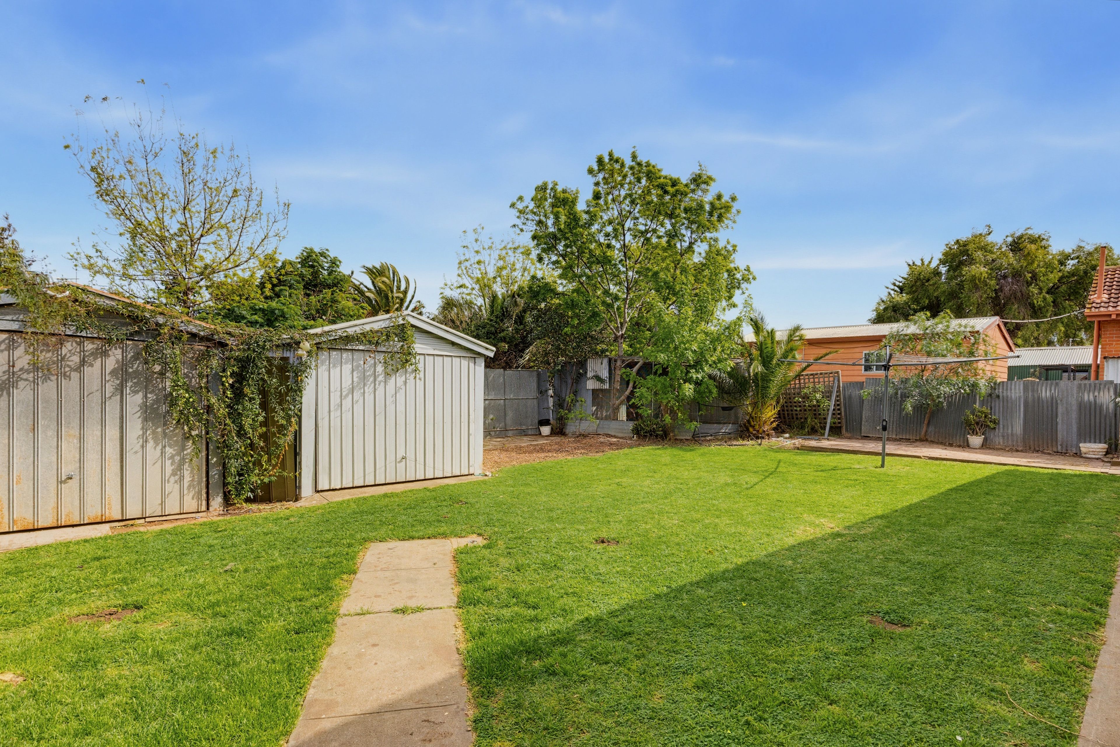 149 Dyson Road — photo 4 of 20