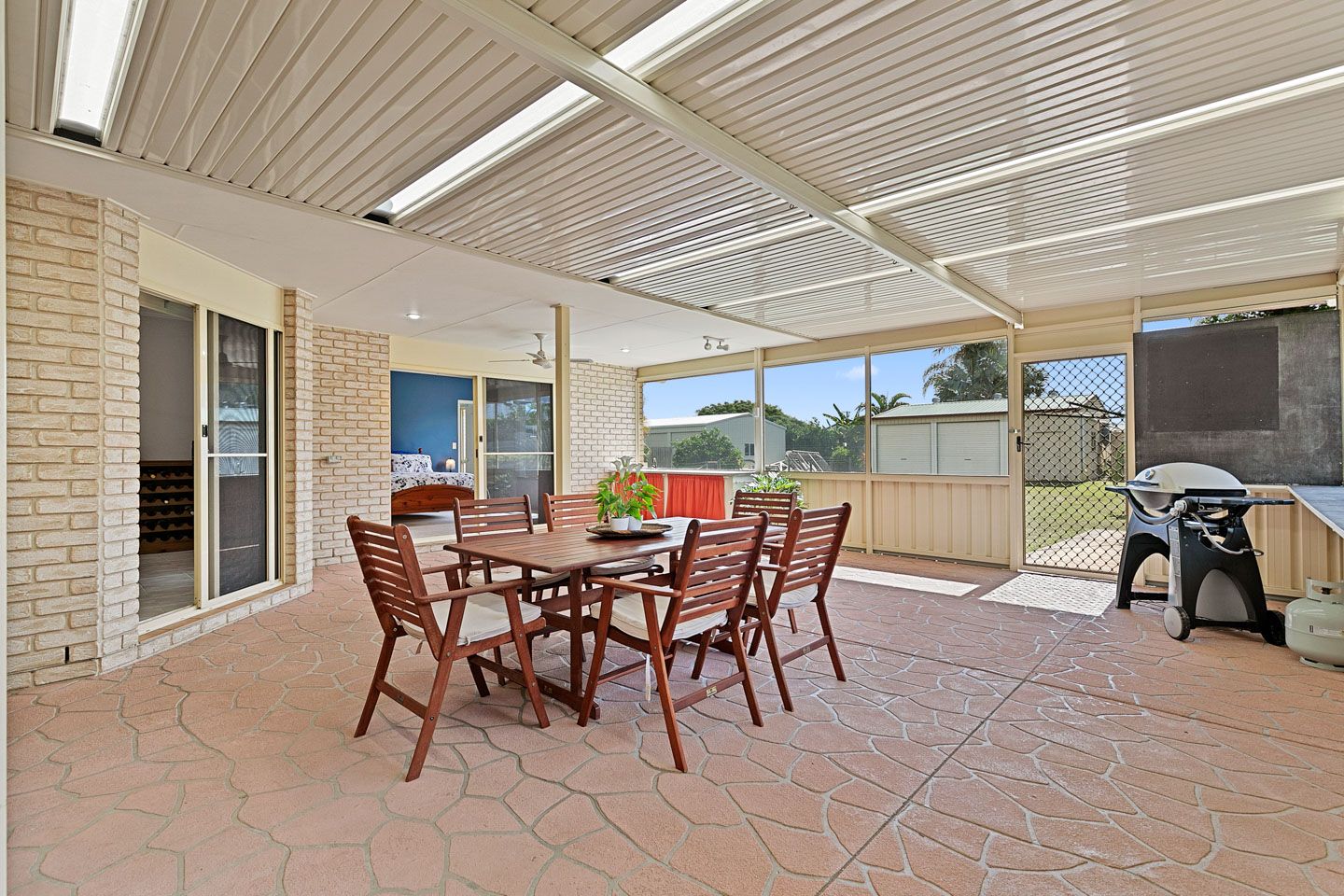 25 Corser Street, Point Vernon, QLD 4655