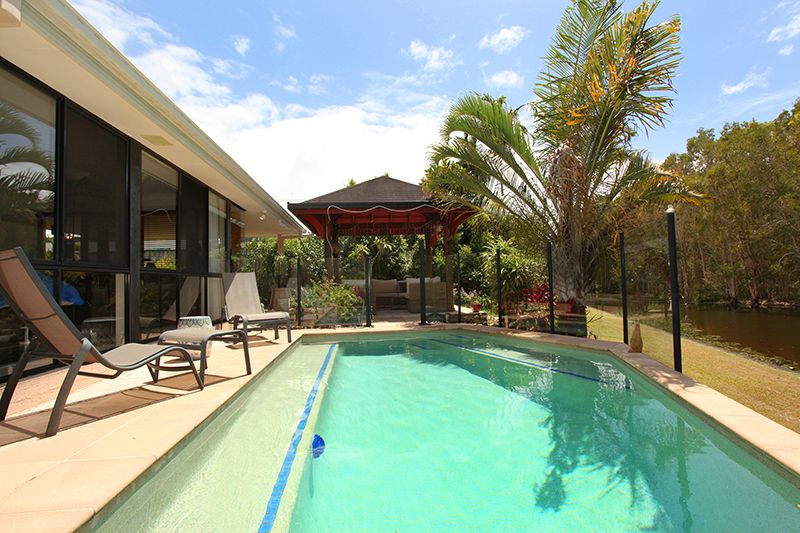 2 Lytham Court, Twin Waters, QLD 4564