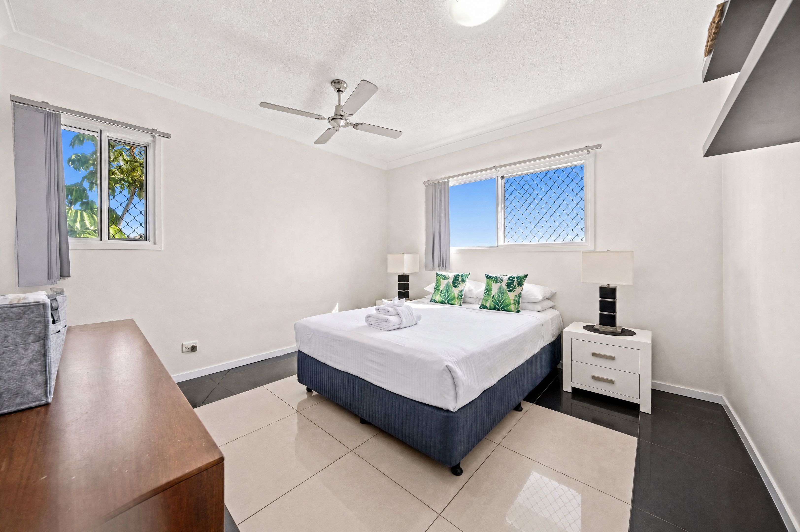 19/12 Whiting Street — photo 7 of 18