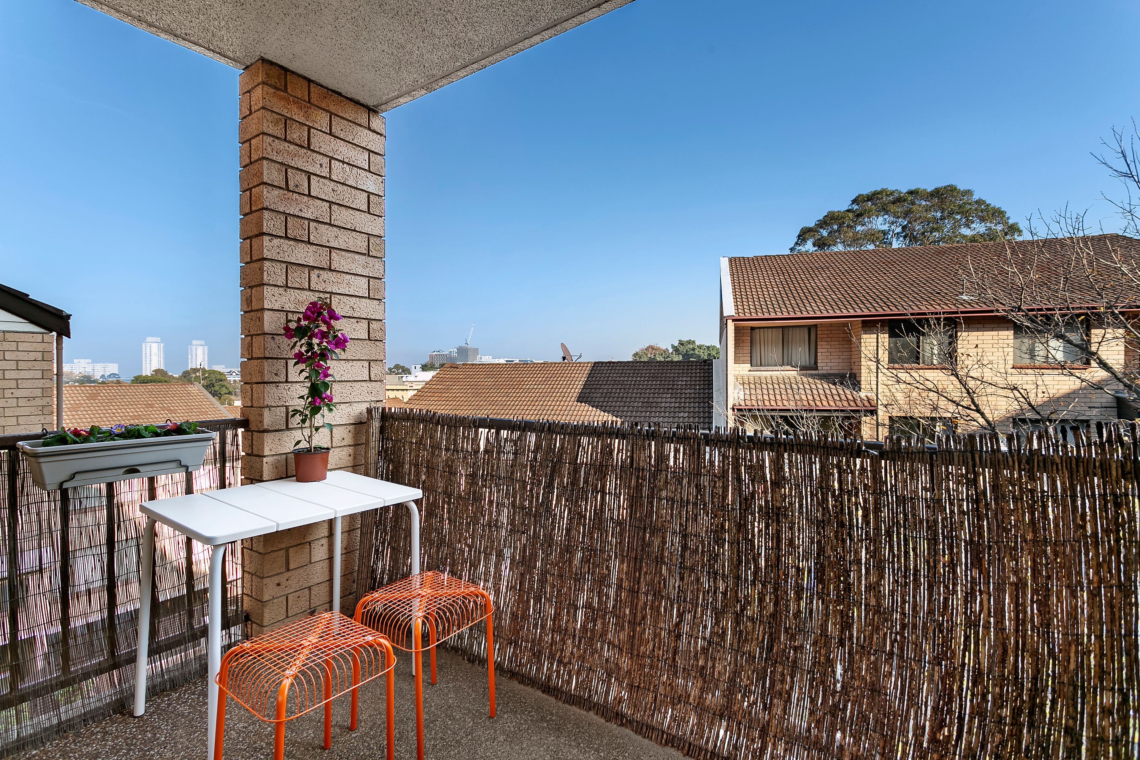 24/4 Goodlet Street (enter via Belvoir Street), Surry Hills, NSW 2010