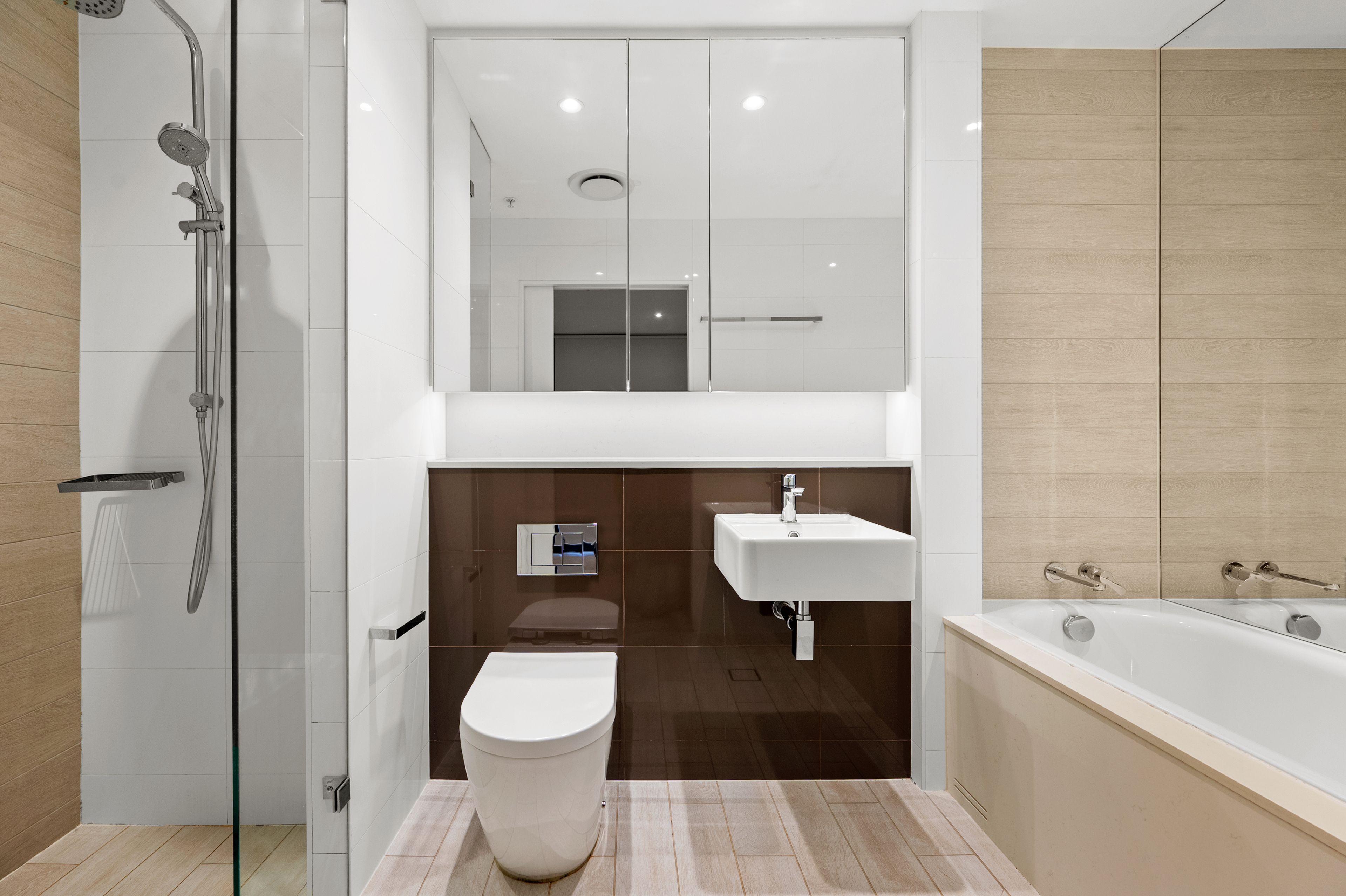 210/6 Galloway Street — photo 10 of 18