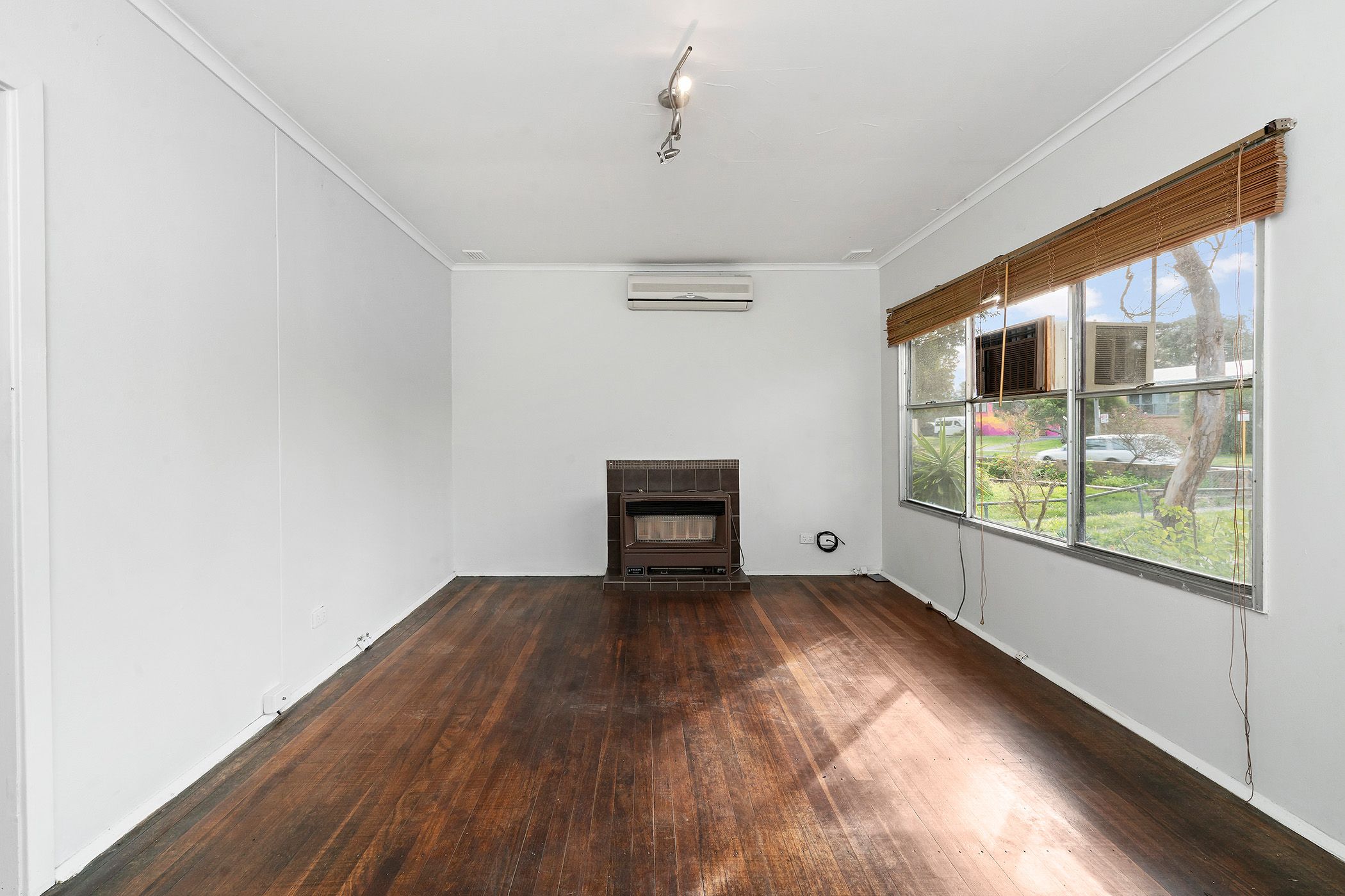 22 Forest Drive, Frankston North, VIC 3200