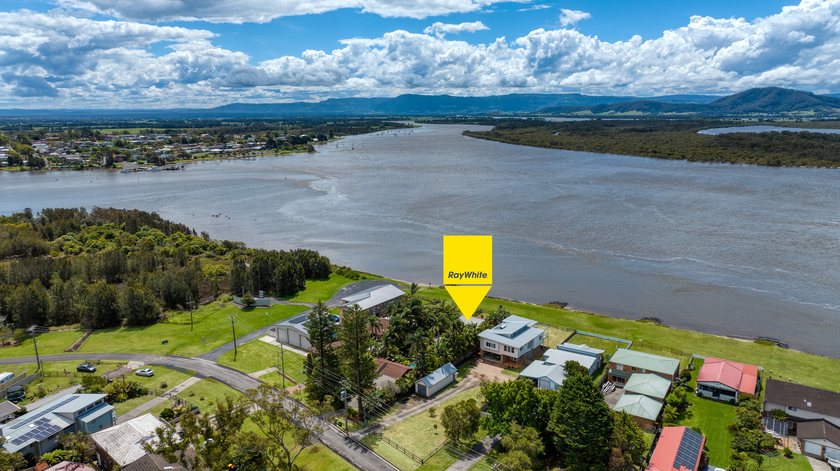 5 Orama Crescent, Orient Point, NSW 2540