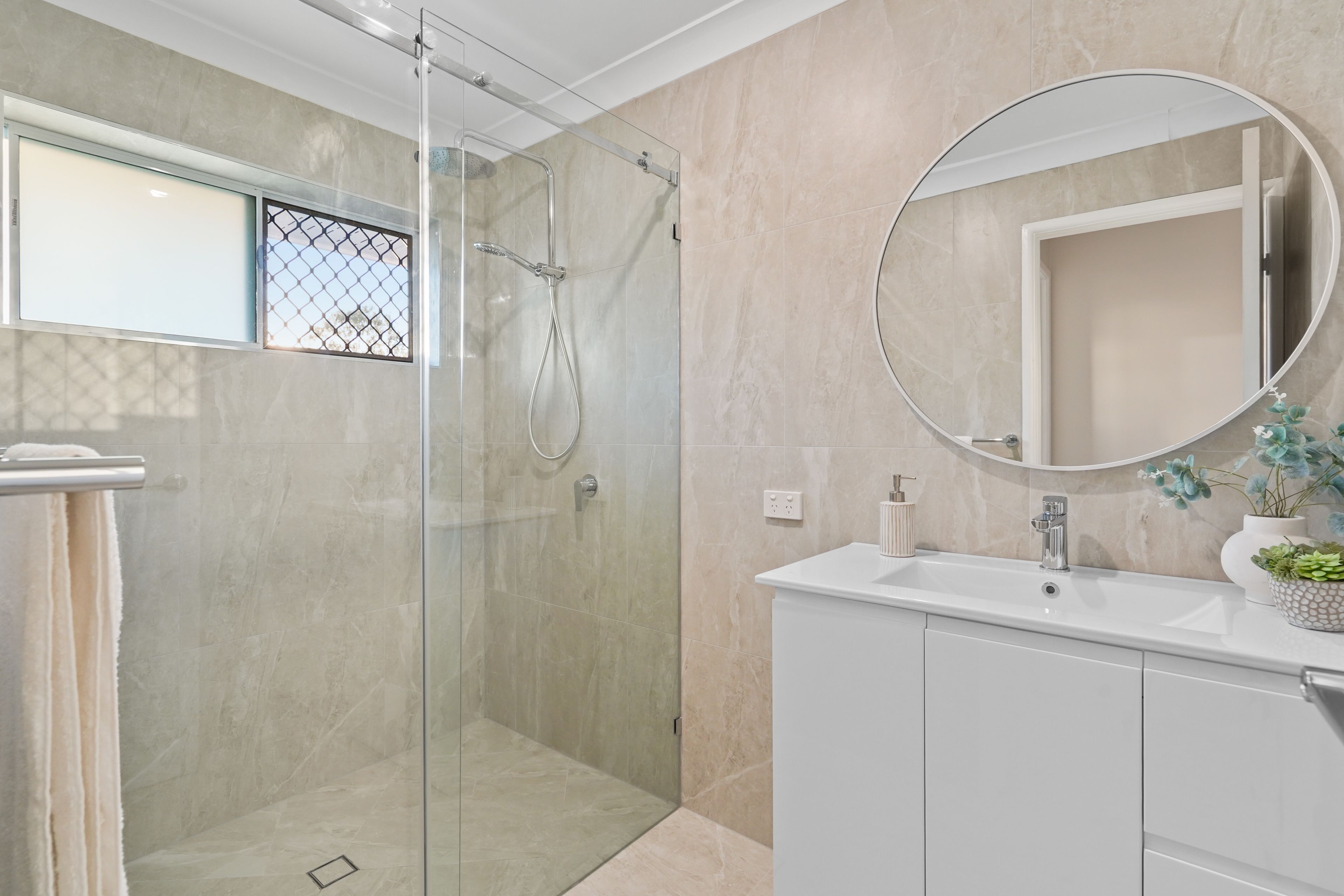 49 Mary Street — photo 14 of 23