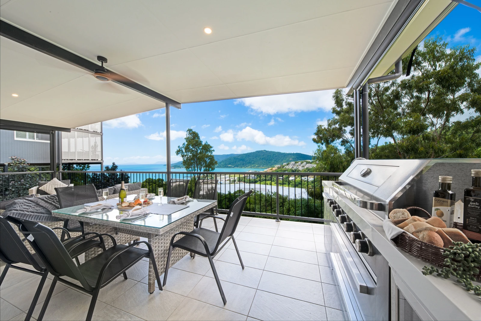 44 Seaview Drive, Airlie Beach, QLD 4802