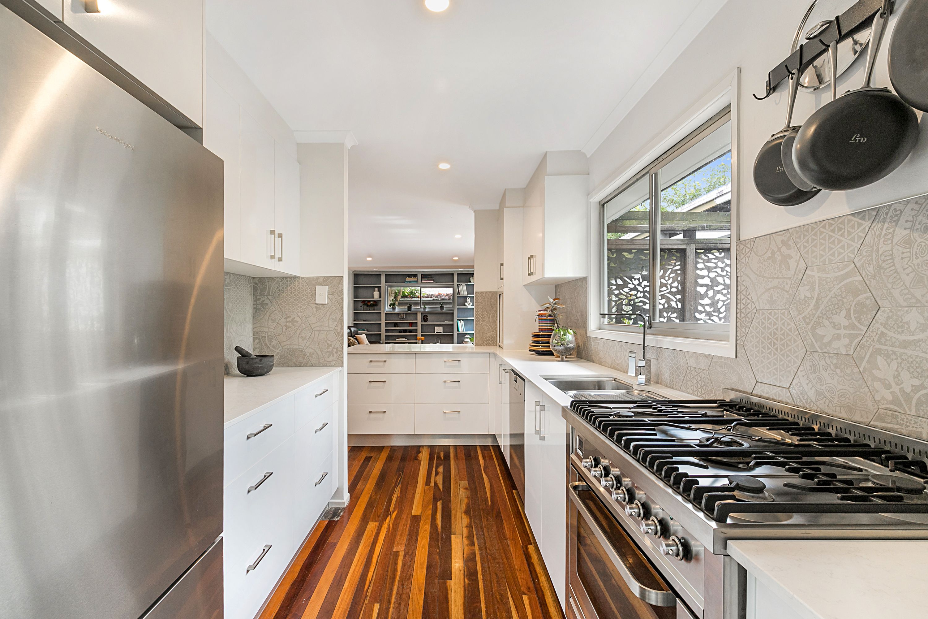 73 Fig Tree Pocket Road, Chapel Hill, QLD 4069