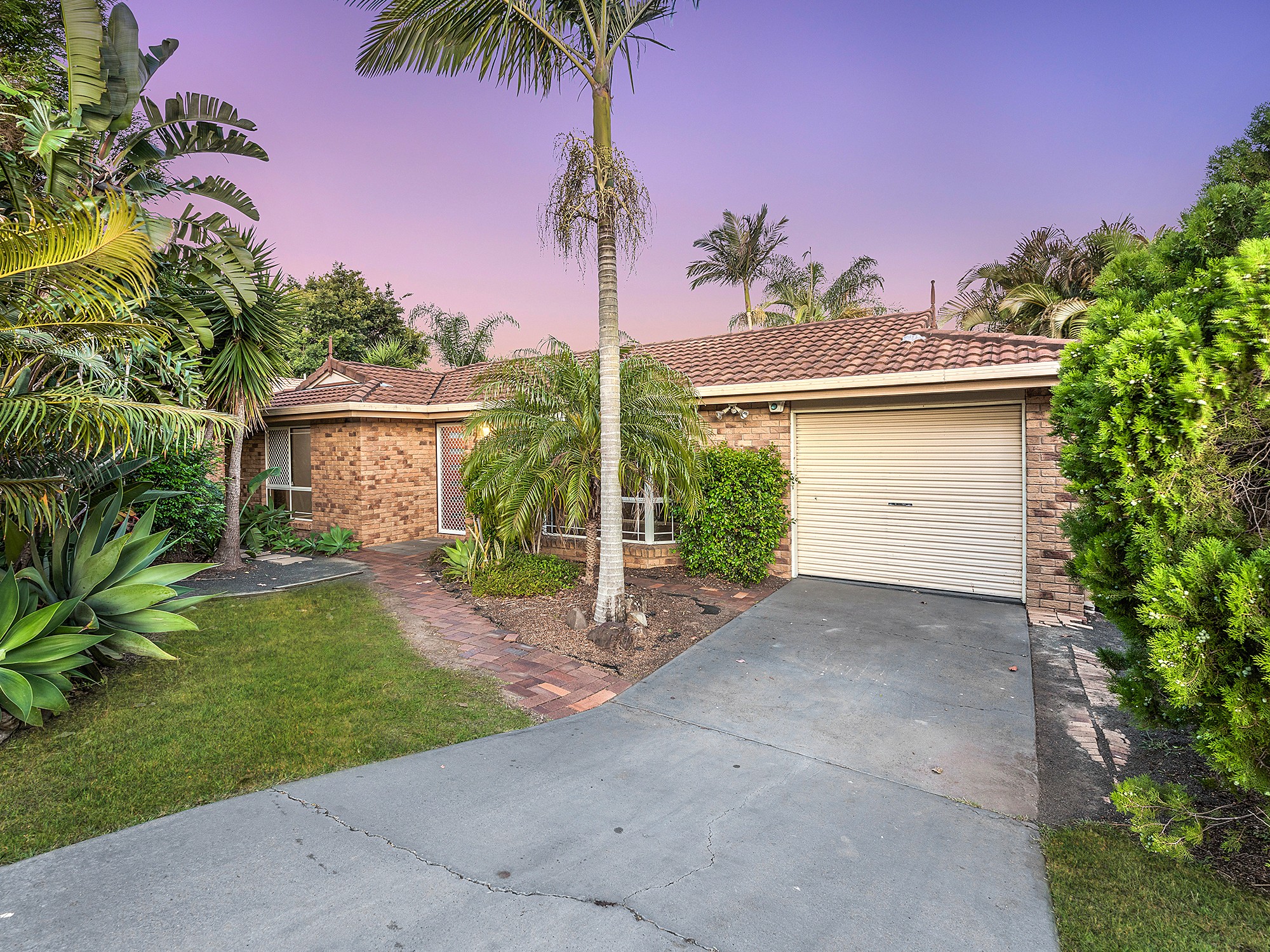 222 Wildey Street, Flinders View, QLD 4305