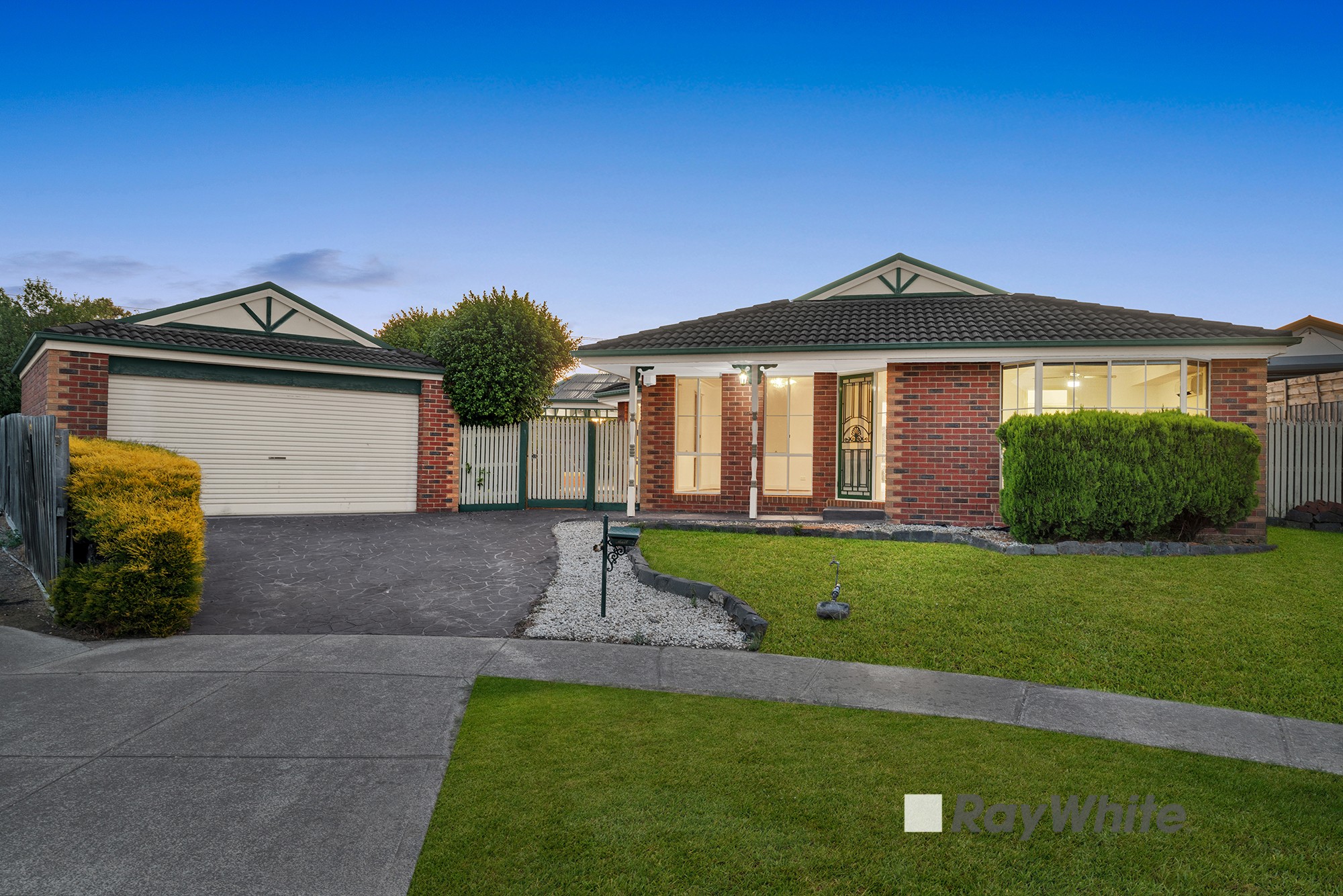 13 Treetop Court, Narre Warren South, VIC 3805