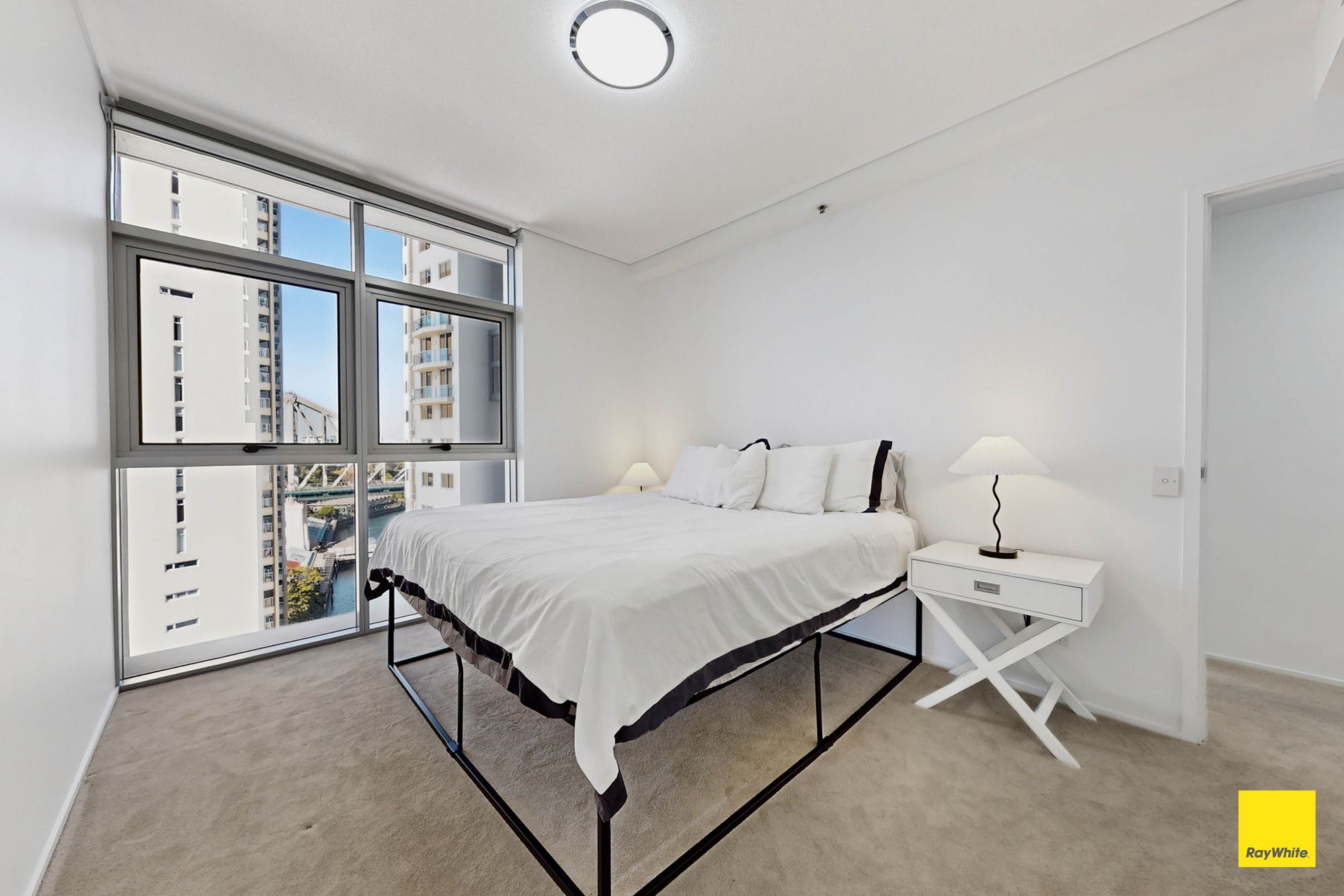 164/30 Macrossan Street — photo 10 of 15