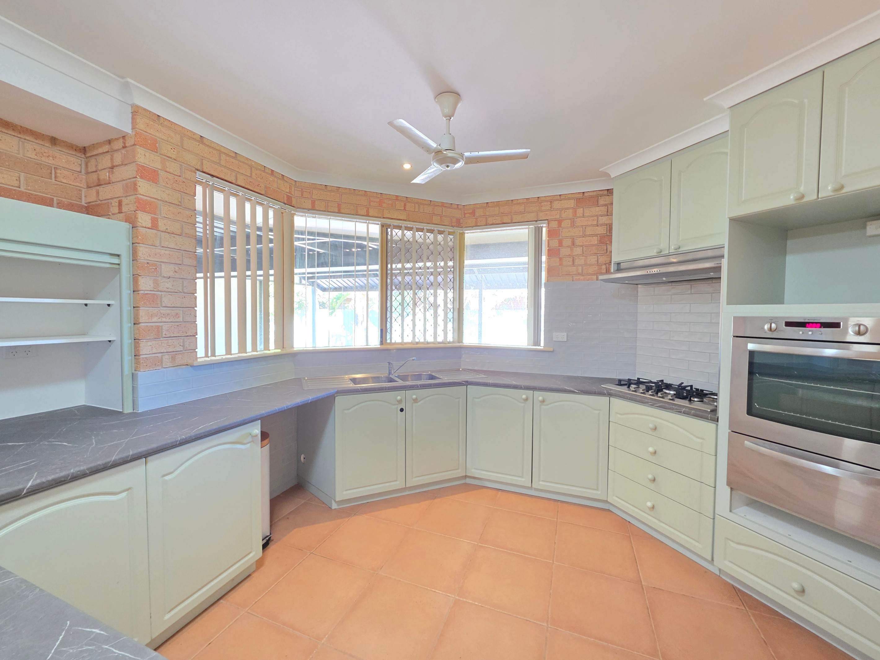 13 Granberry Drive, Carnarvon, WA 6701