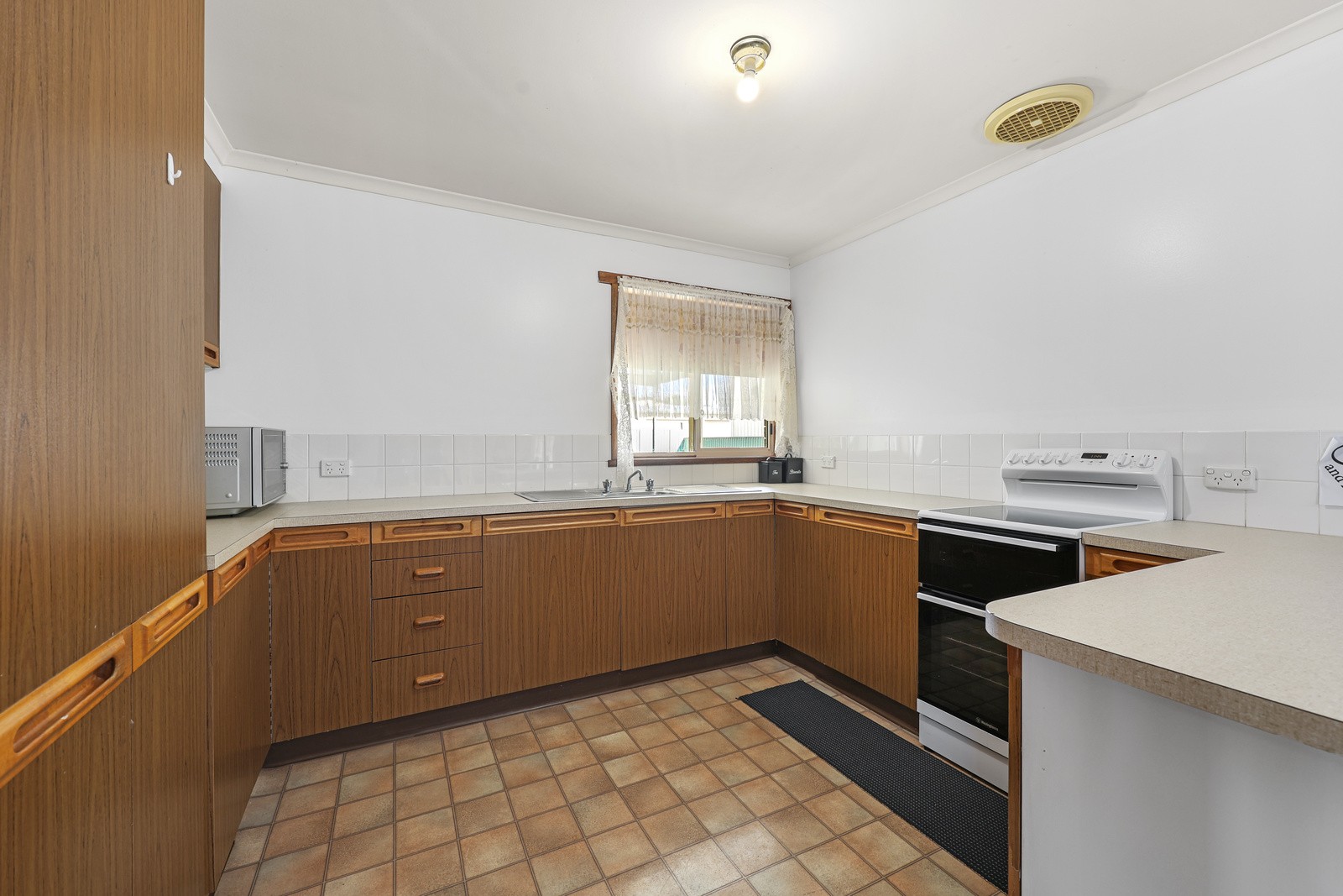 3/90 Curdie Street, Cobden, VIC 3266