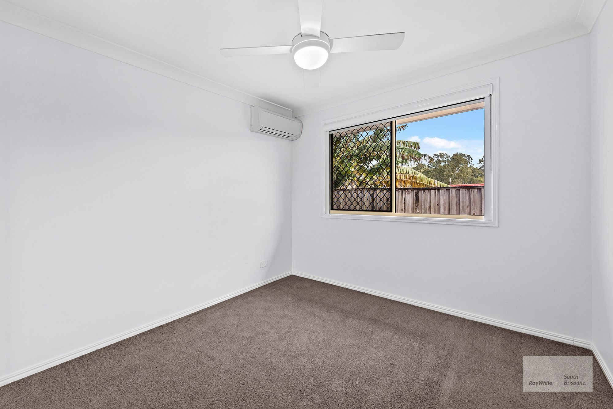 34 Fairmont Crescent — photo 12 of 14