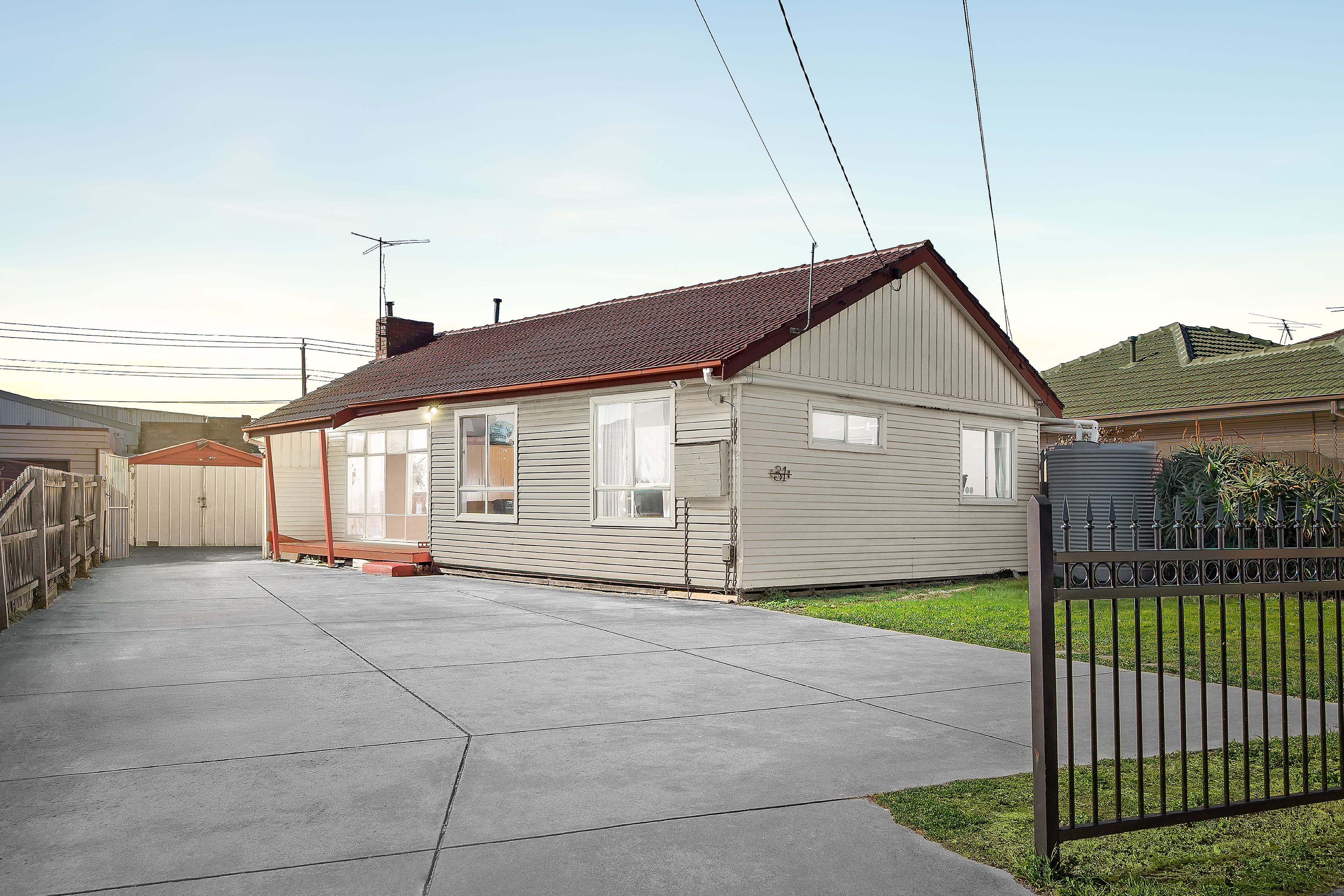31 Alward Avenue — photo from Ray White Clayton