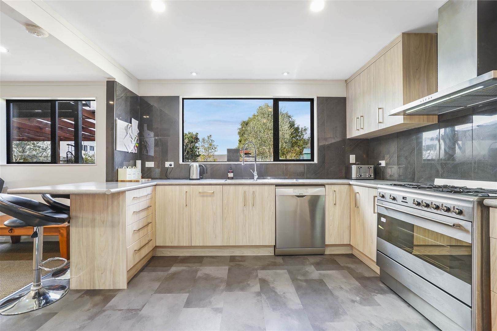 68 Endeavour Avenue, Flagstaff, Hamilton City