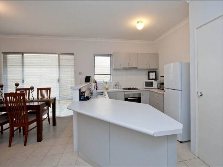 12/9 Cooper Street, Madeley, WA 6065