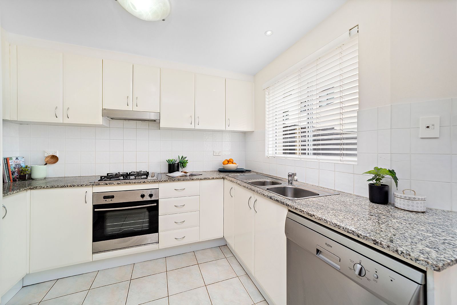7/2 Mowbray Street, Sylvania, NSW 2224