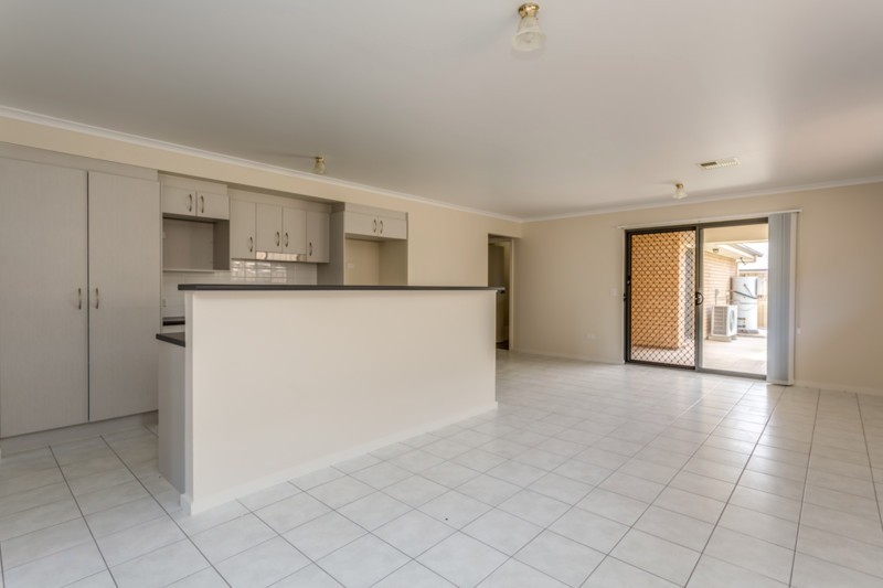 18 Elphick Street, Munno Para, SA 5115