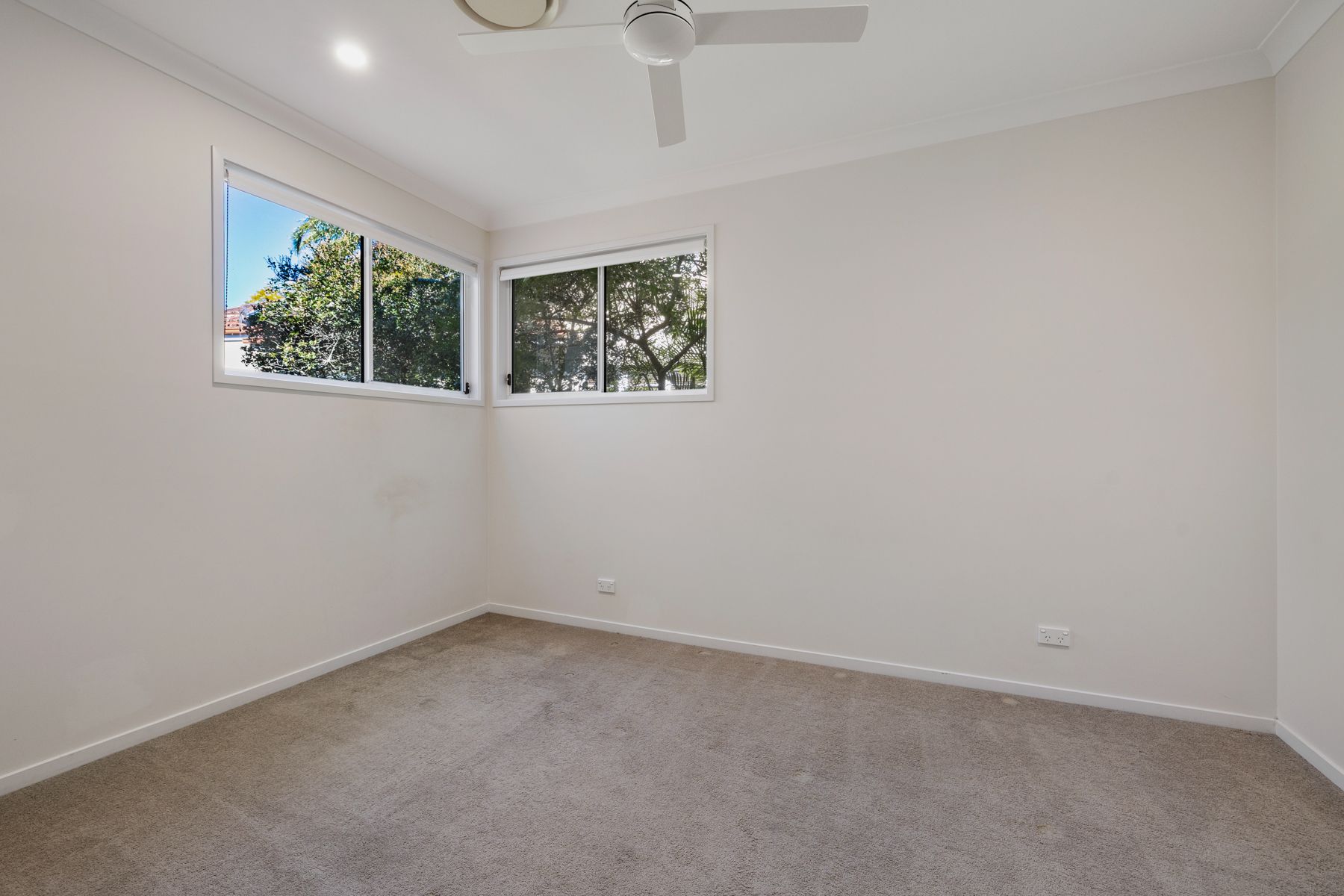 4 Satellite Street — photo 16 of 21