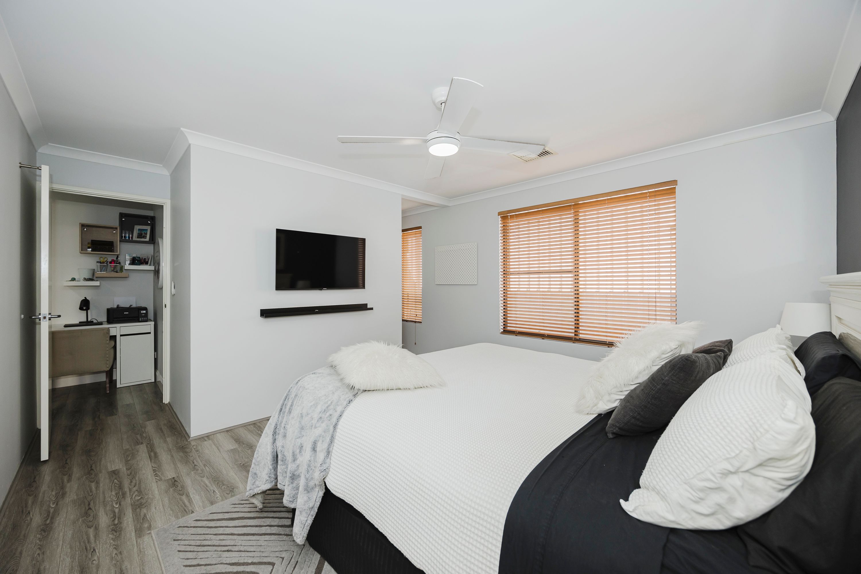 4 Thistle Way — photo 16 of 30