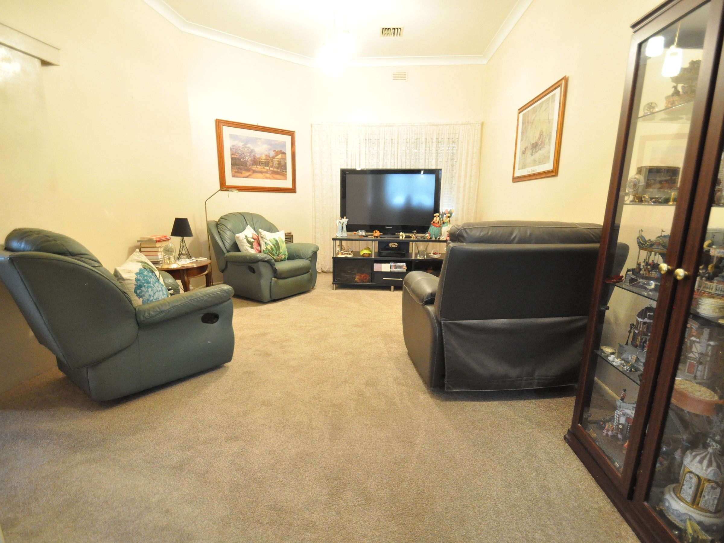 12 Elizabeth Street, Junee, NSW 2663