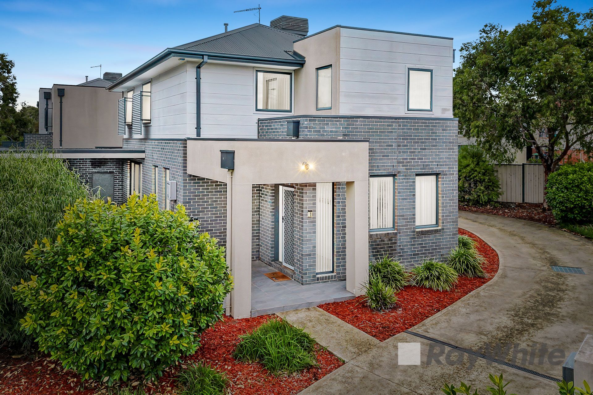1/34 Garside Street — photo from Ray White Dandenong