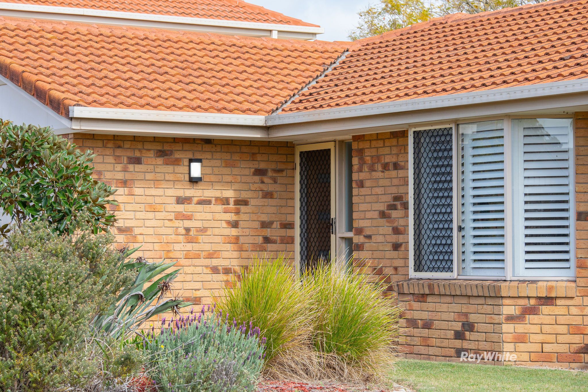3 Challenger Avenue, Flinders View, QLD 4305