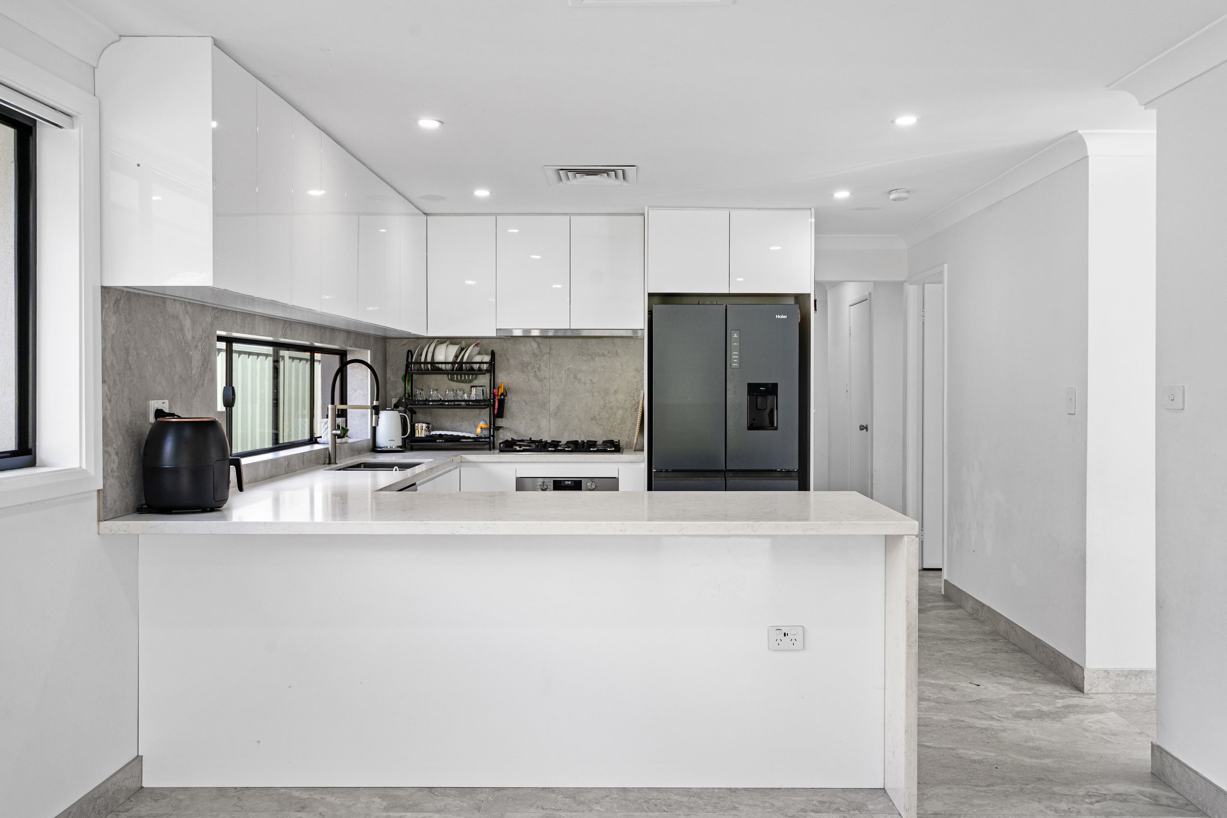 24 Explorers Way, St Clair, NSW 2759