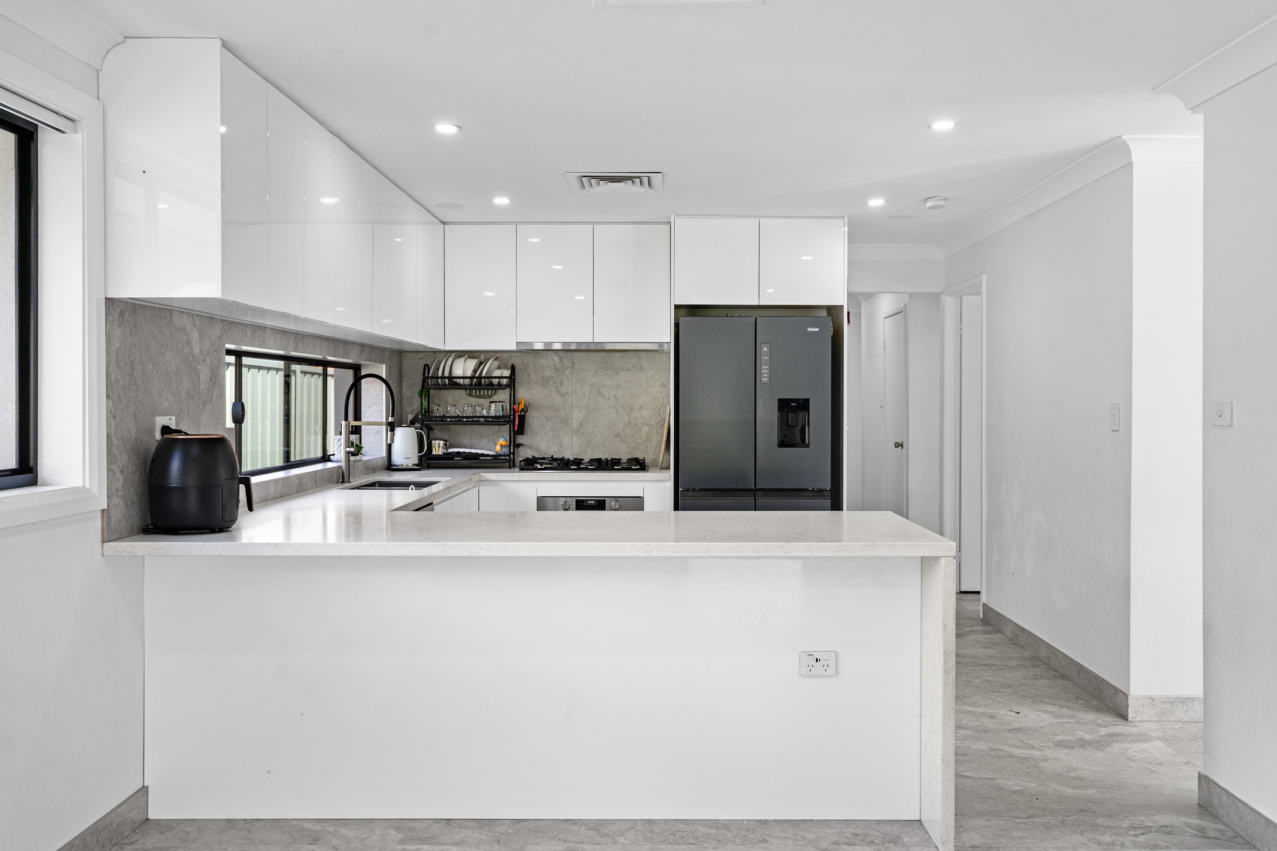 24 Explorers Way, St Clair, NSW 2759