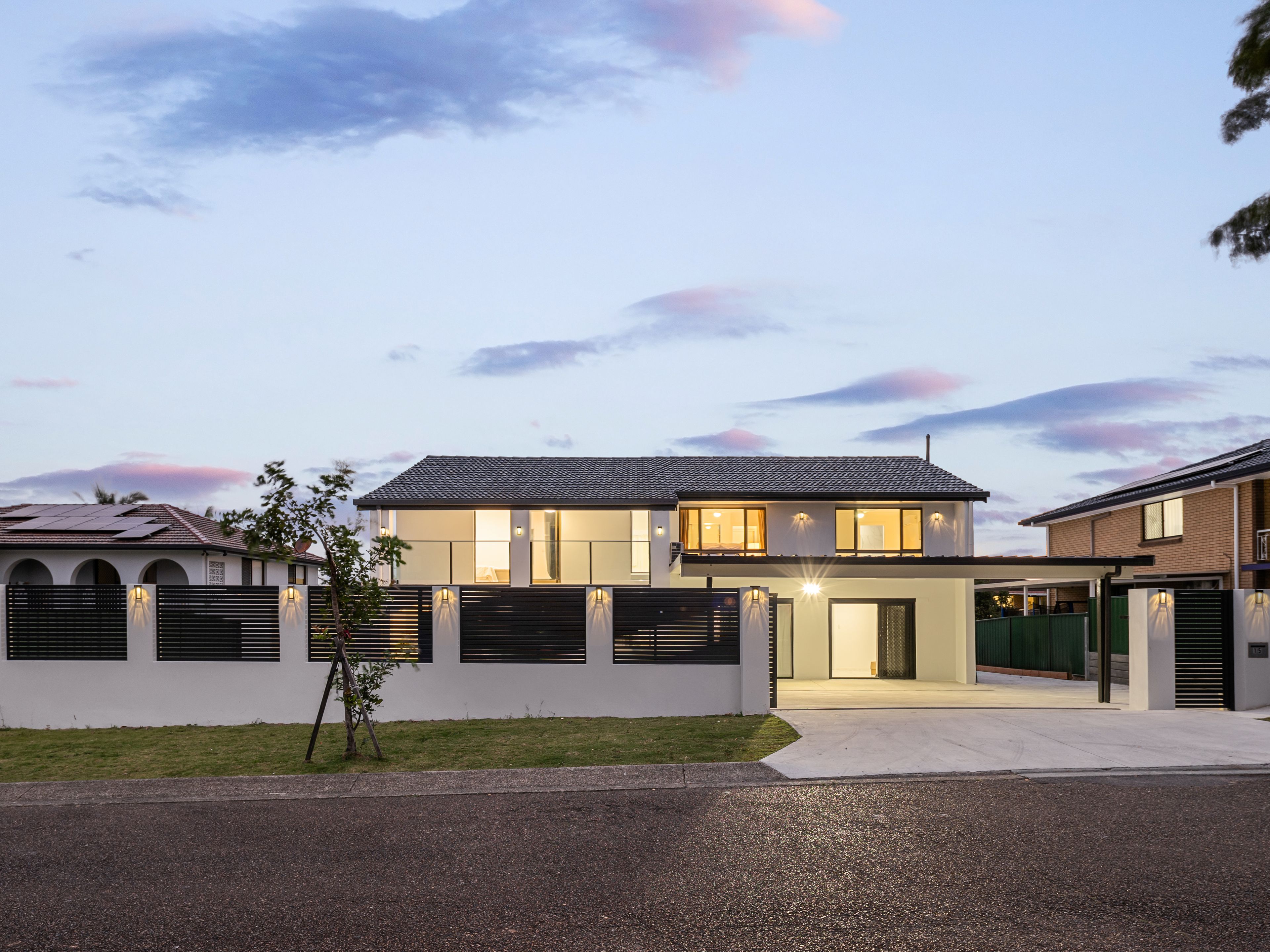 15 Hermitage Street, Eight Mile Plains, QLD 4113