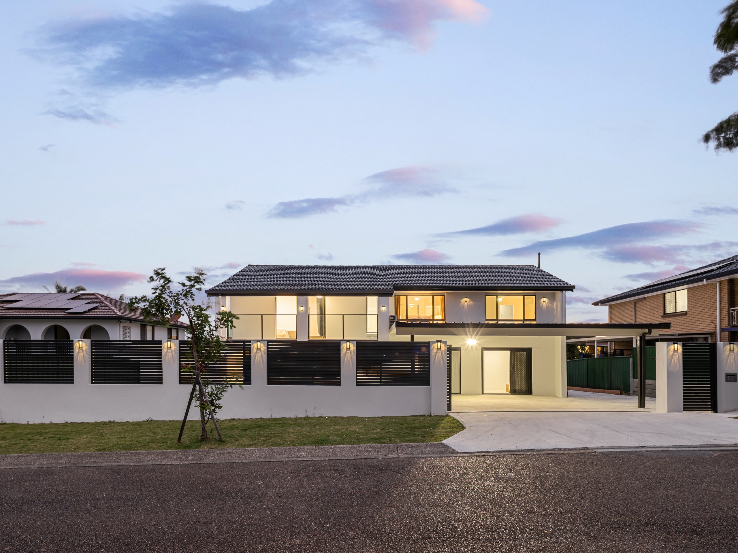 15 Hermitage Street, Eight Mile Plains, QLD 4113