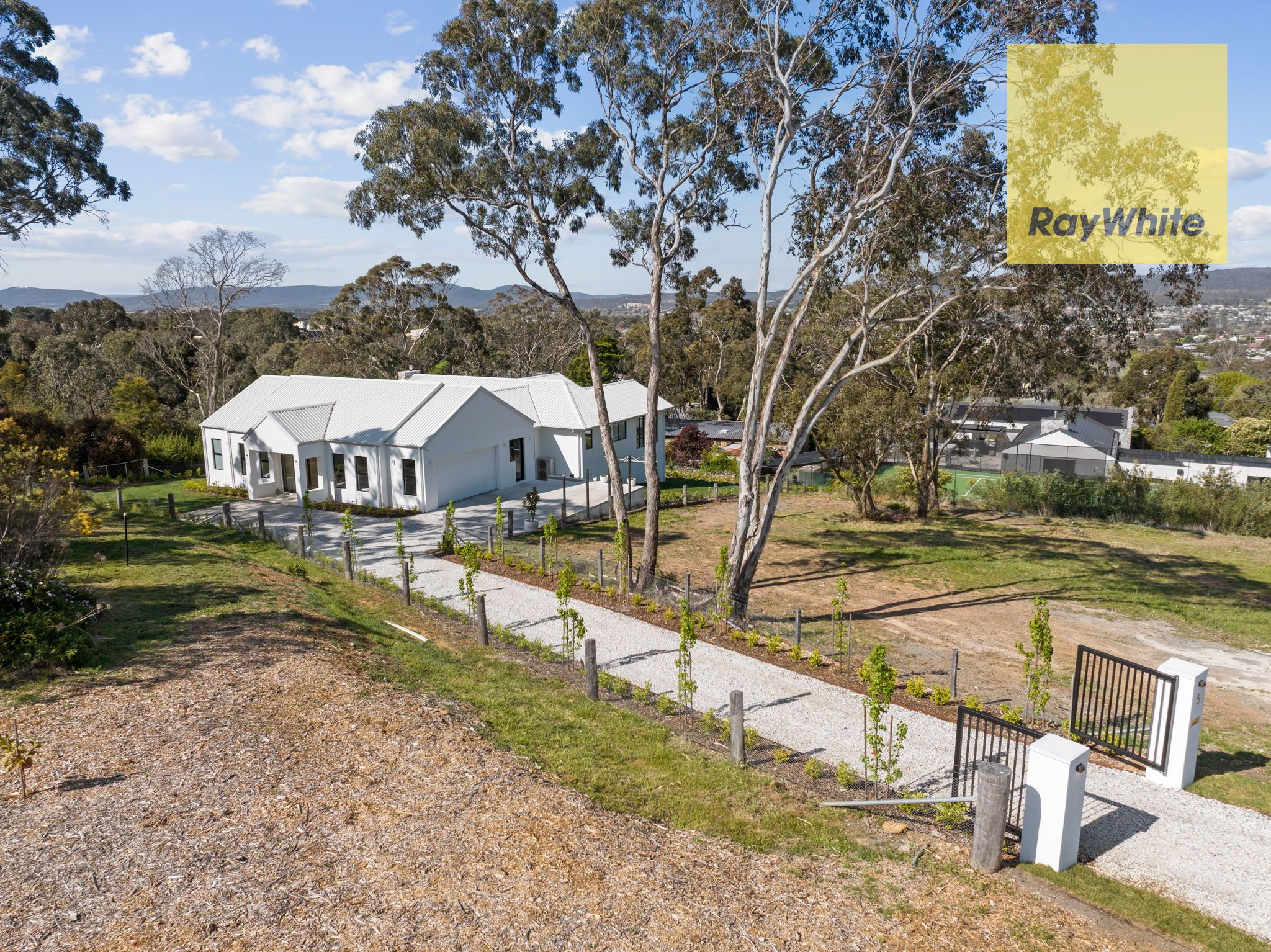 5 Goorawin Place — photo 4 of 30