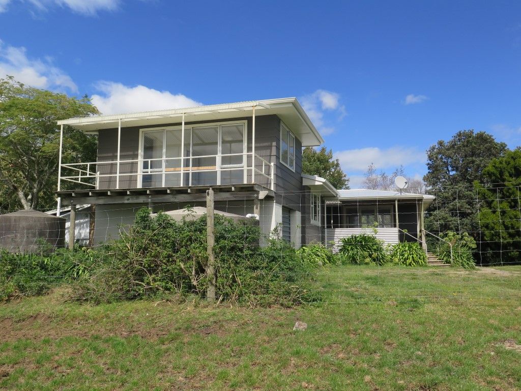 35 Hauroto Bay Road, Raglan, Waikato District