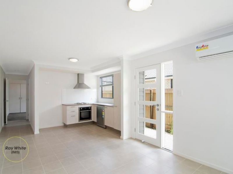 10B Greenpark Drive, Crestmead, QLD 4132