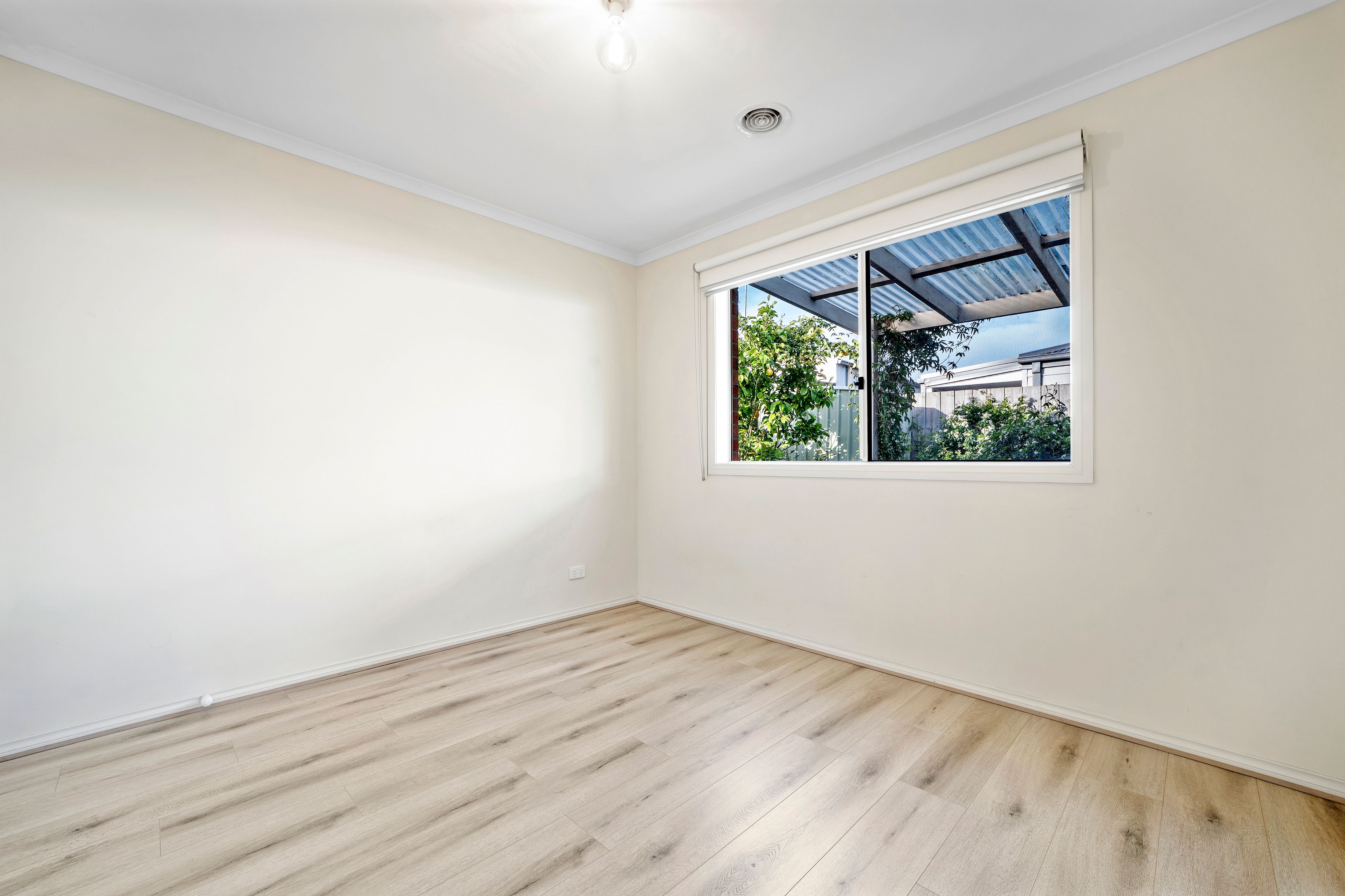 8a Pearce Street — photo 9 of 24