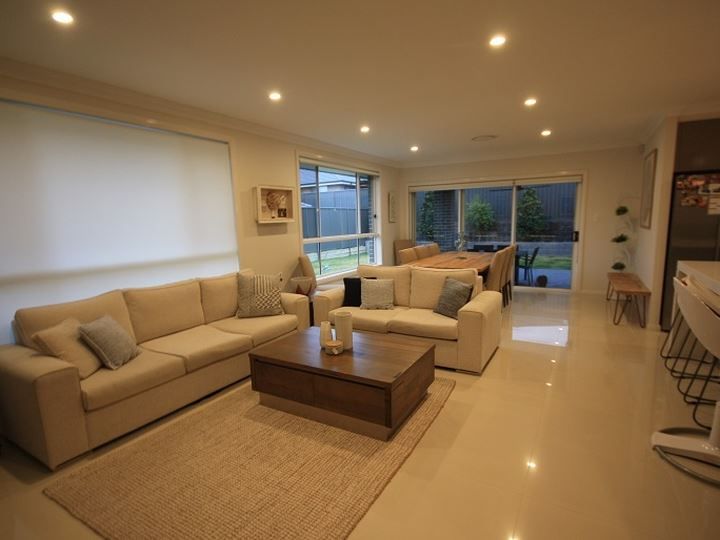 8 Galileo Street, Gregory Hills, NSW 2557