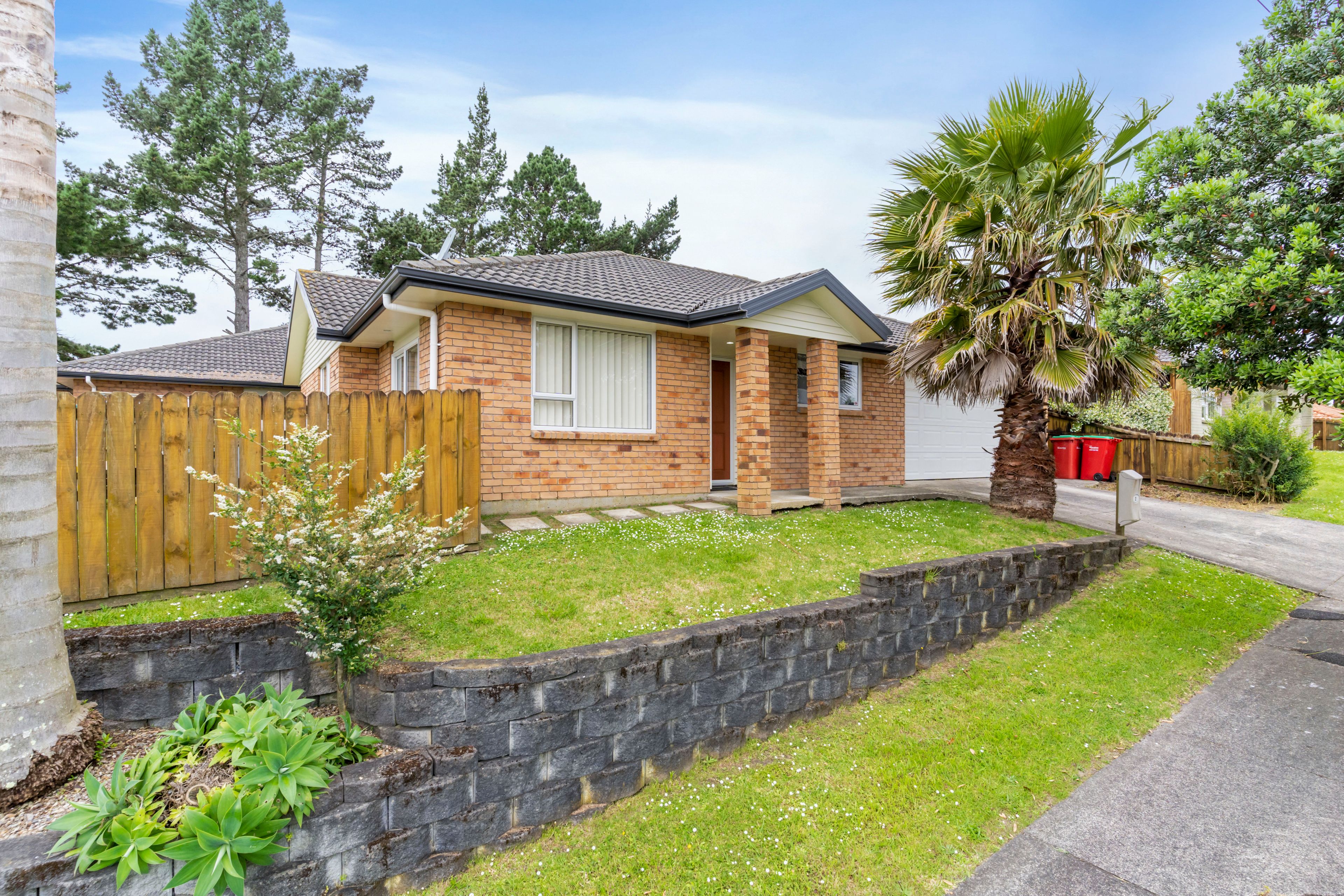2 Richard Halse Drive, The Gardens, Manukau City