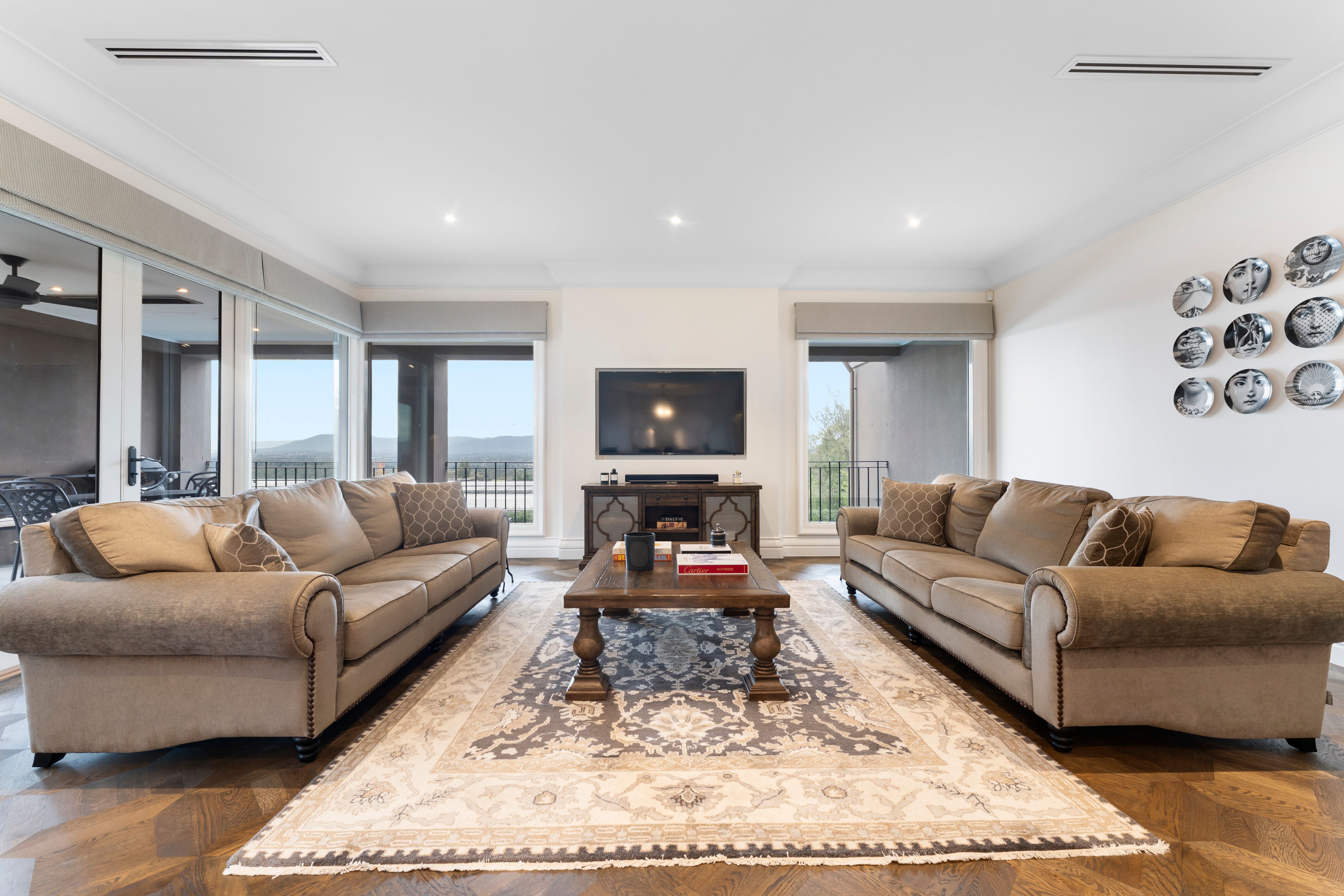 10 Gwingana Crescent — photo 10 of 30