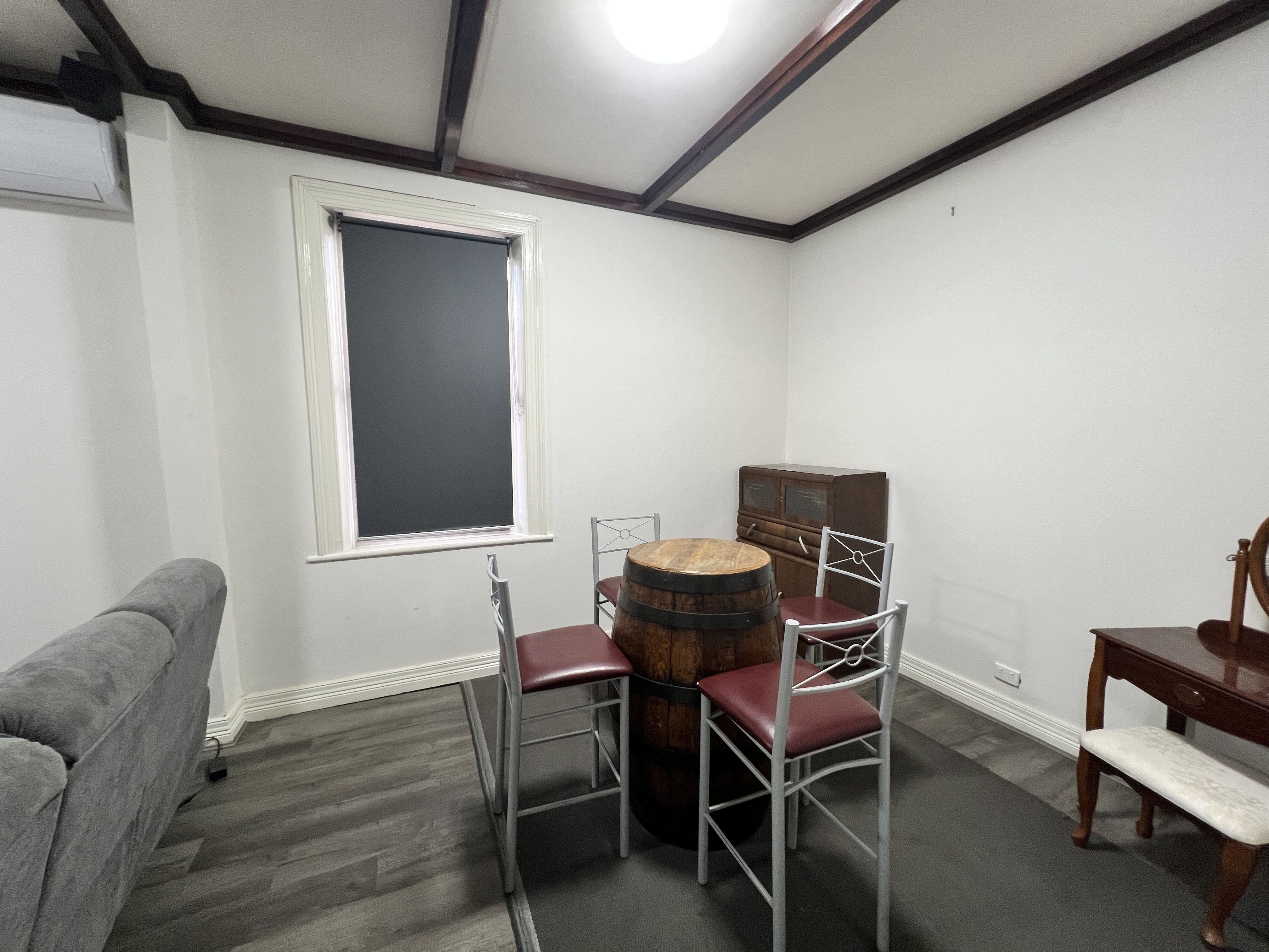 34 Bromide Street — photo 8 of 11