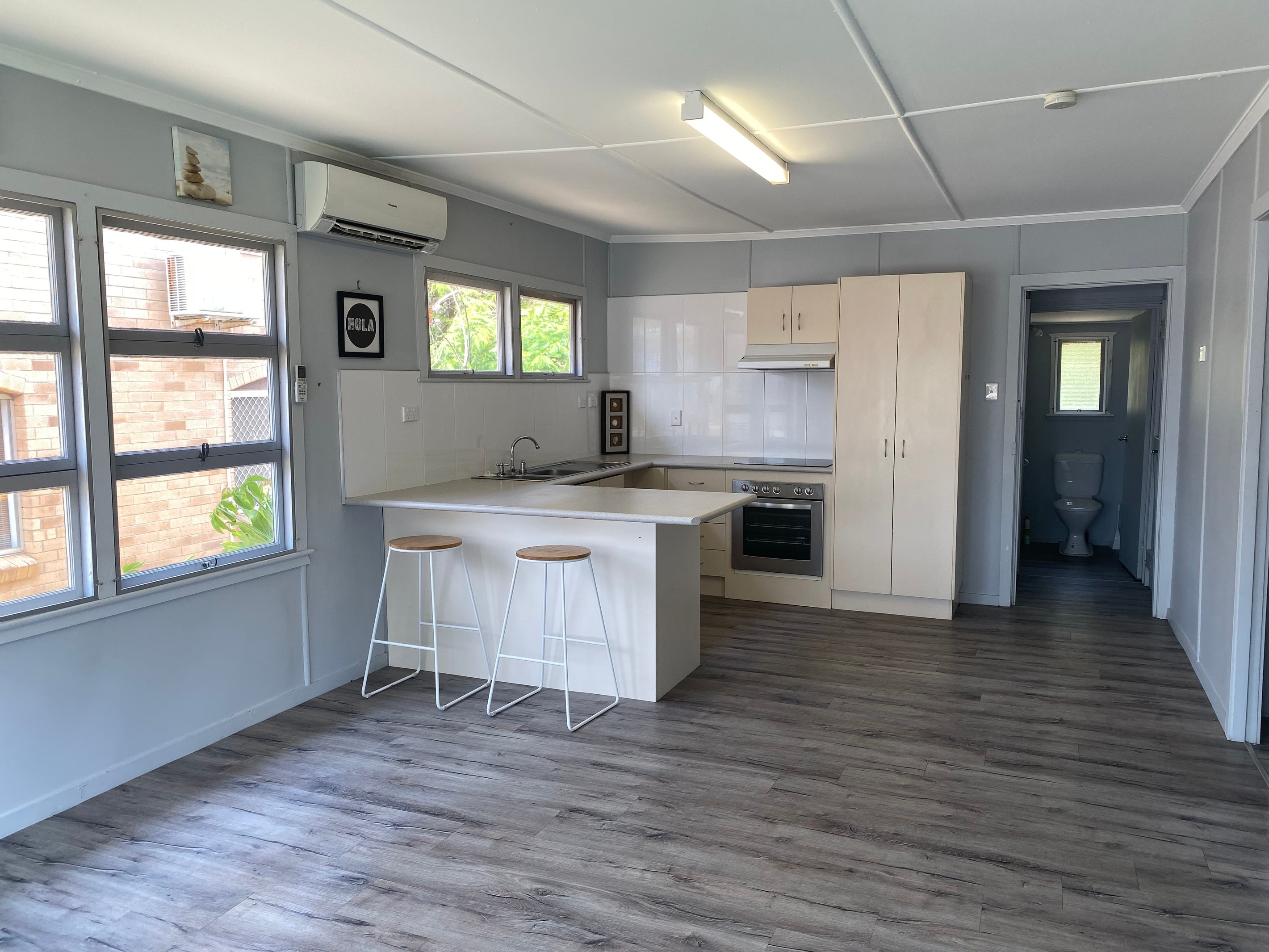 208 Scenic Highway TENANT APPROVED, LAMMERMOOR BEACH, QLD 4703