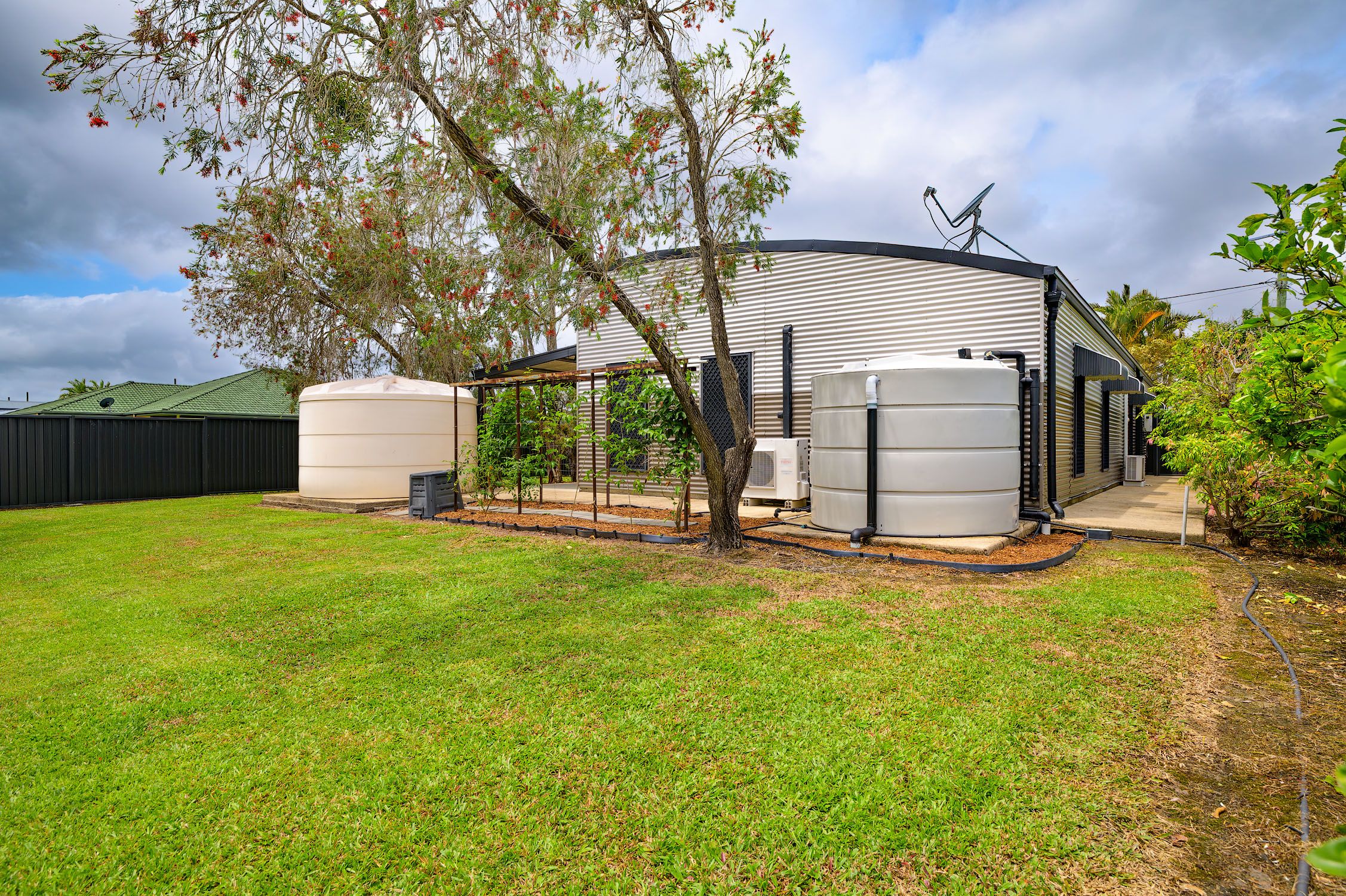 21 Canberra Avenue — photo 16 of 19